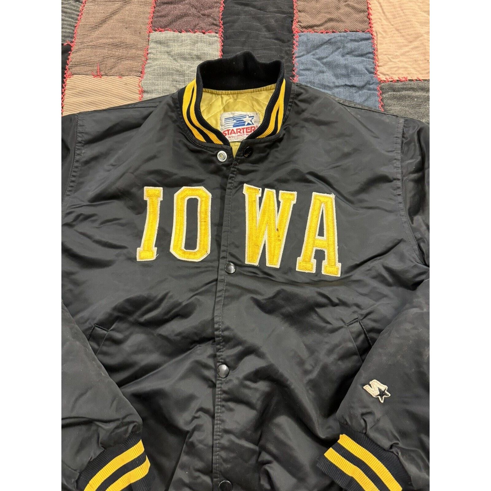 Starter Vintage STARTER Iowa Hawkeyes Satin Puff Jacket 80's Men's M Size US M / EU 48-50 / 2 - 8 Thumbnail