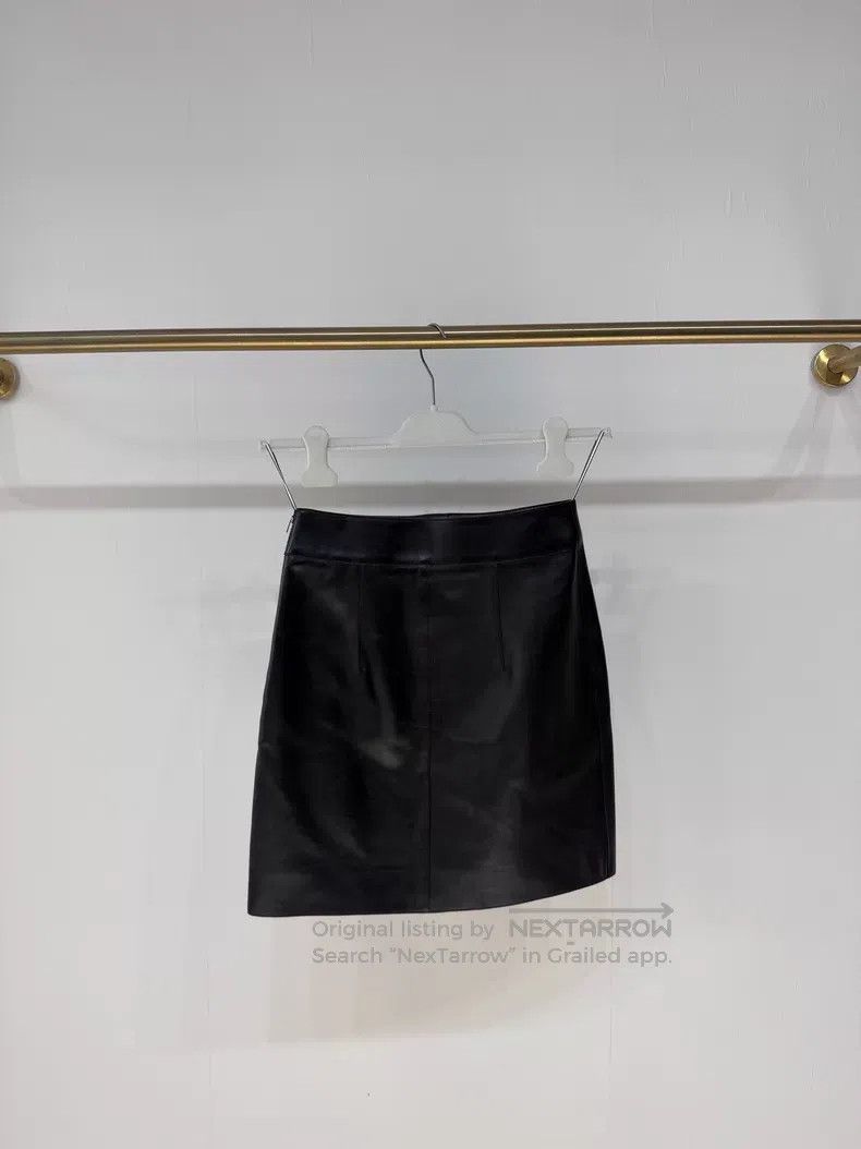 Hermes Hermes Waist-decorated pencil leather skirt Size 24" / US 00 / IT 34 - 2 Thumbnail