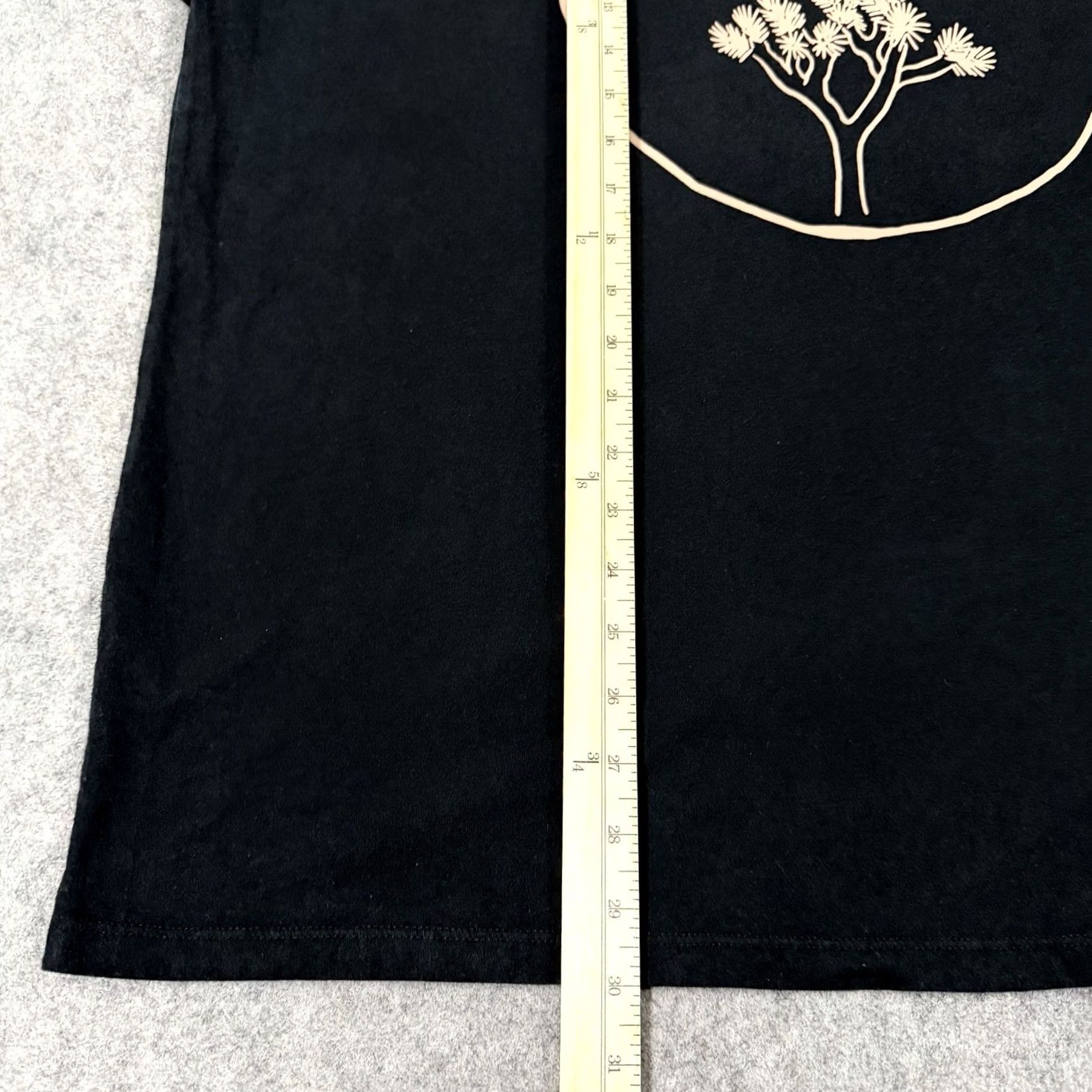 Vintage Goodfellow & Co T-Shirt Men's Graphic Print Joshua Tree Black XXL Regular Chest 51in Short Sleeve Crew Neck Vintage? No (Pre-owned) Size US XXL / EU 58 / 5 - 6 Thumbnail