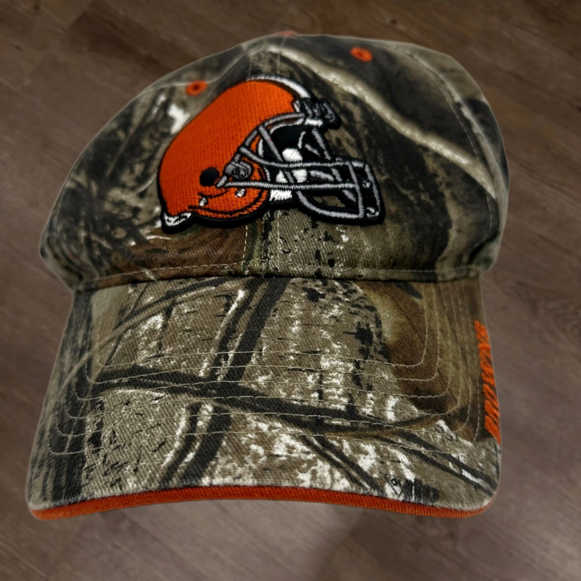 NFL Cleveland Browns Men Golf Hats OS Olive Realtree Camo Strap NFL Team Apparel NEW Size ONE SIZE - 1 Thumbnail