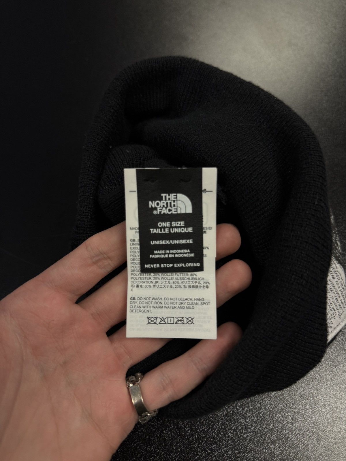 Supreme × The North Face Supreme x The North Face Hat Beanie Black Pre Owned 🧼 Size ONE SIZE - 9 Thumbnail