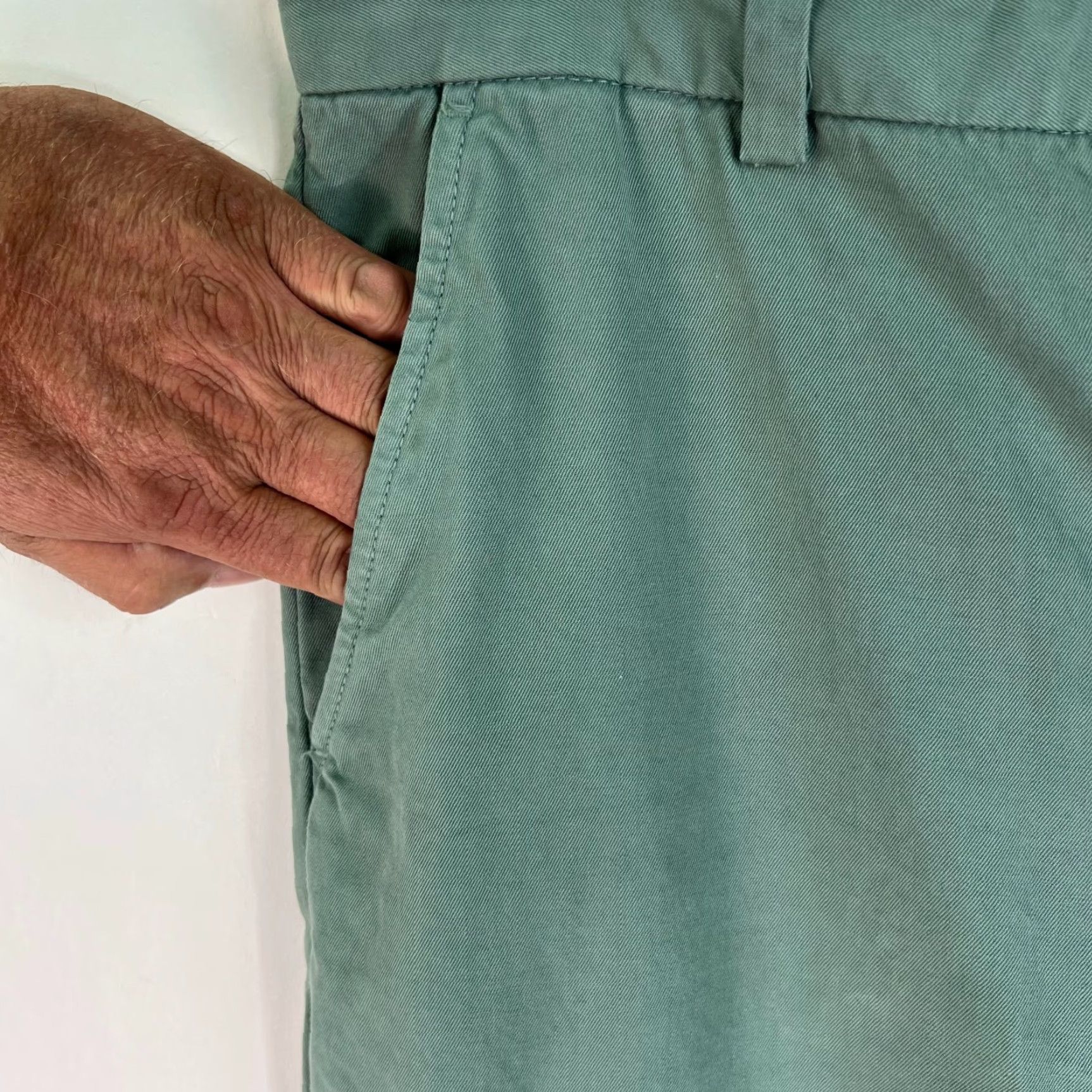Brooks Brothers Brooks Brothers Clark Fit Chino Pants Mens Size 33 Green Khaki 33x32 Cotton Regular Straight Modern Classic Mens Clothing Size US 33 - 4 Thumbnail