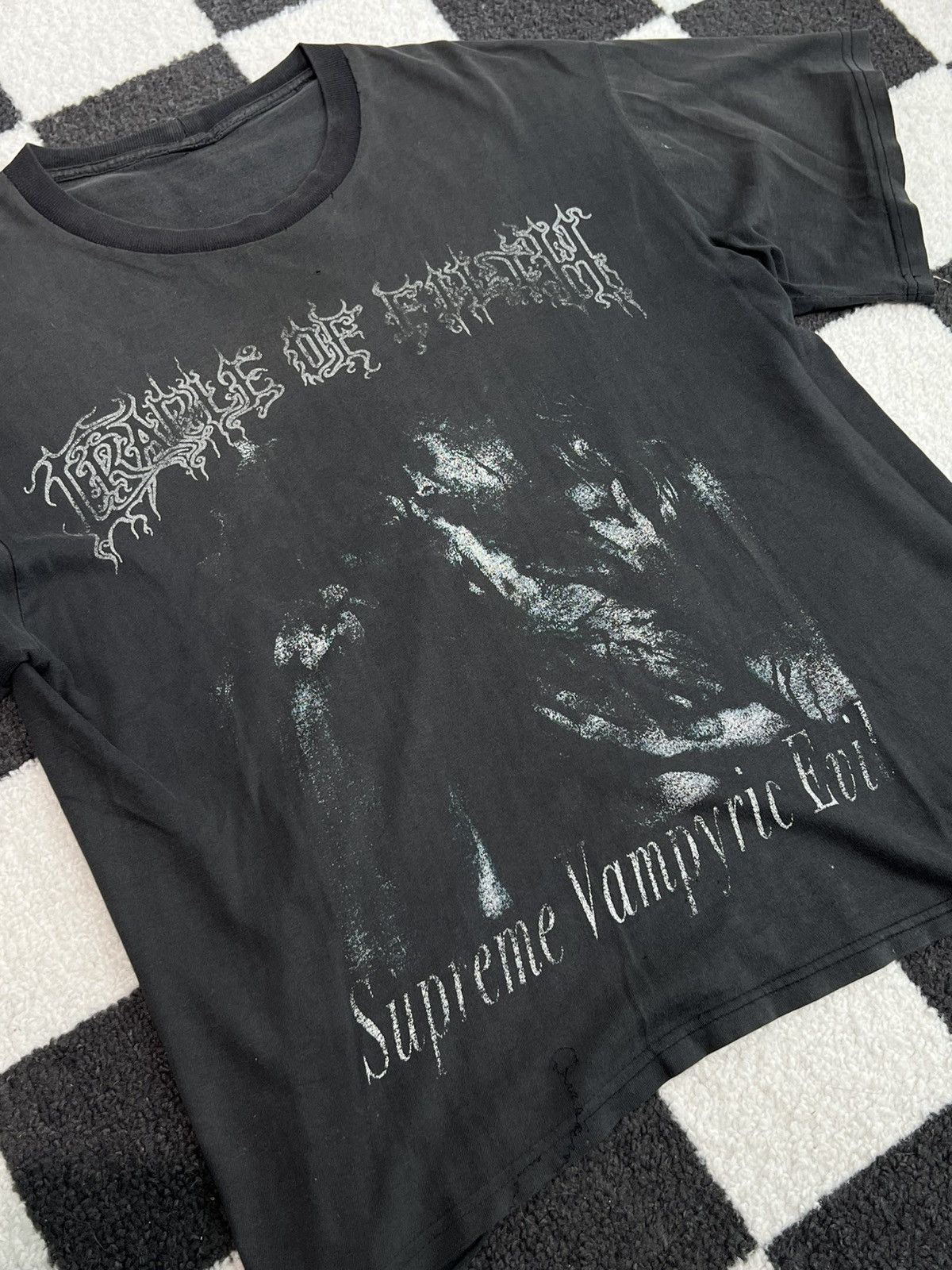 Vintage Vintage "Supreme Vampyric Evil" Cradle of Filth Band Tee Size US M / EU 48-50 / 2 - 3 Thumbnail