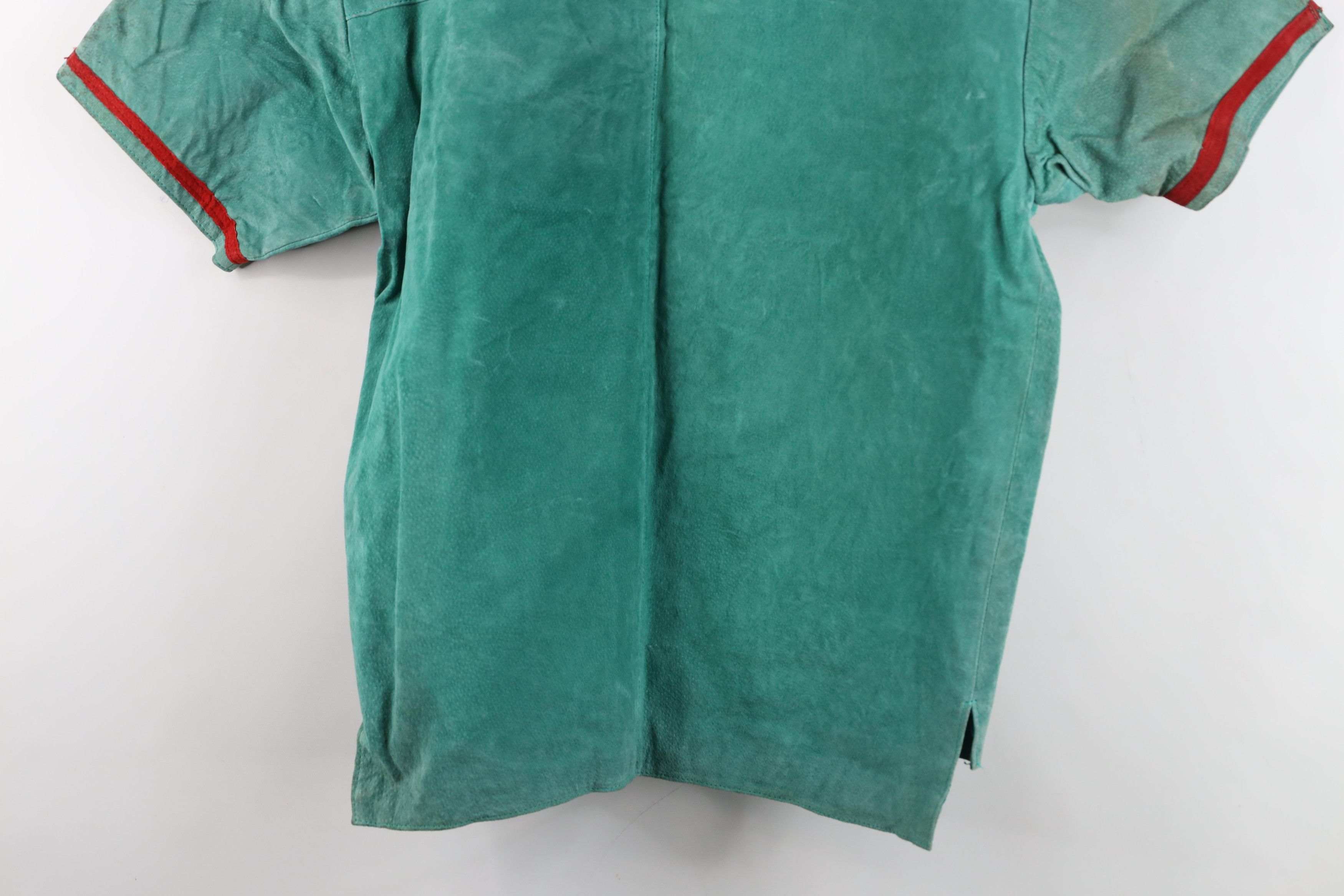 Vintage Deadstock Vintage 90s Streetwear Leather Henley Shirt Green Size US M / EU 48-50 / 2 - 16 Thumbnail