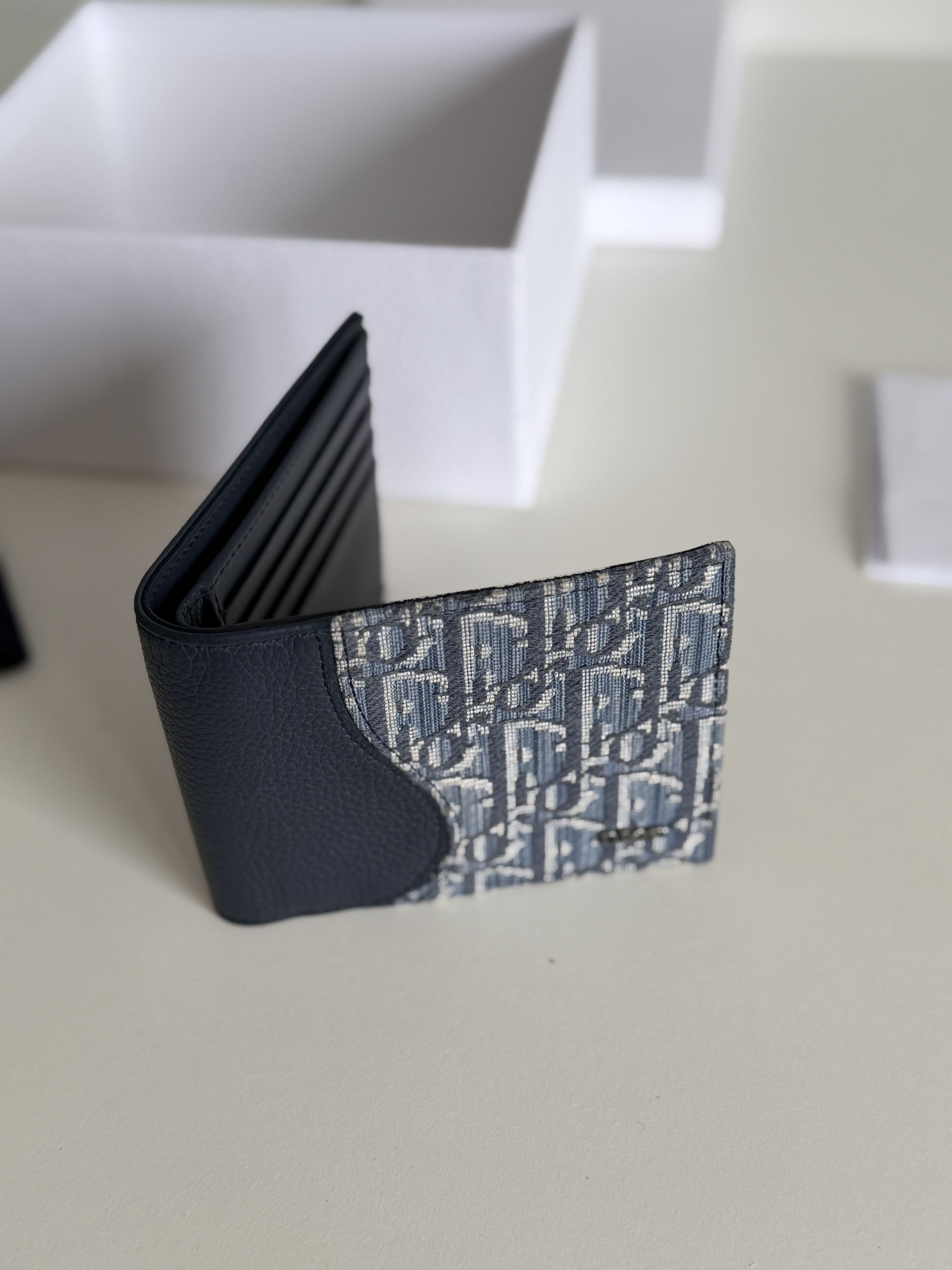 Dior Dior Rare Wallet Size ONE SIZE - 2 Thumbnail