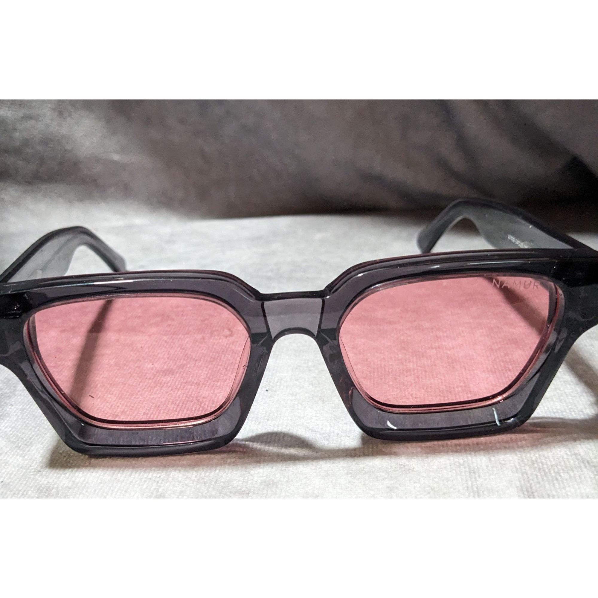 Other Namur Black And Pink Chunky Translucent Sunglasses Size ONE SIZE - 1 Thumbnail
