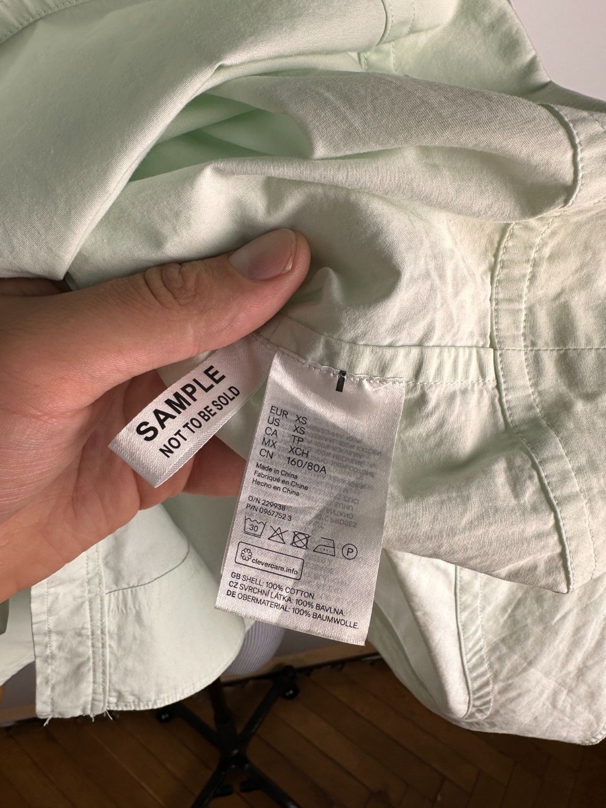 H&M H&M Innovation Science Story Oversized Cotton Shirt Size XS Size XS / US 0-2 / IT 36-38 - 9 Thumbnail