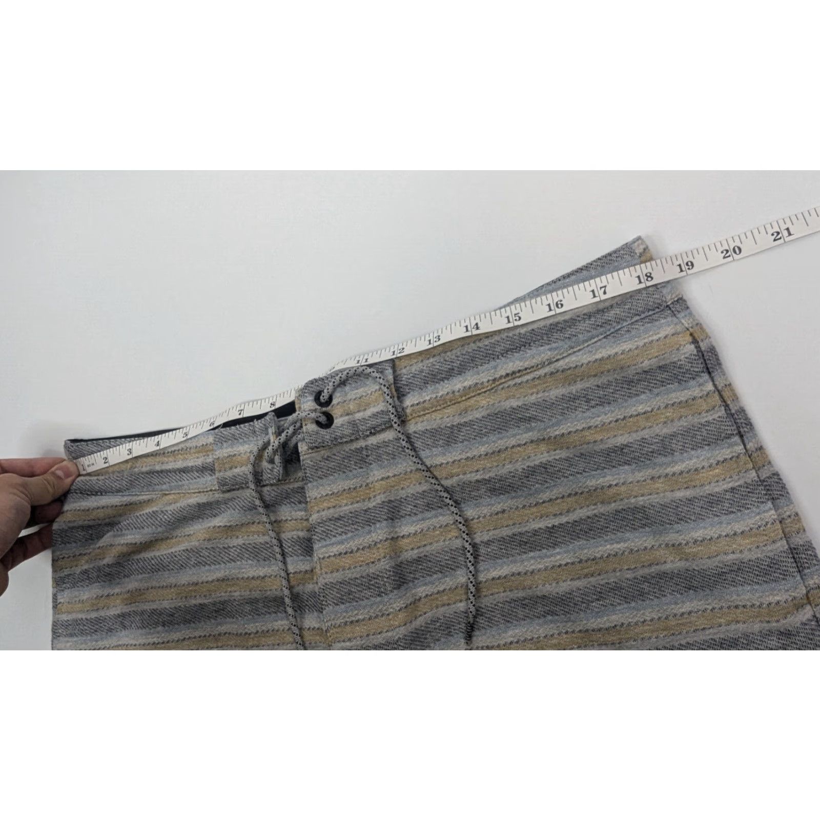 Vissla Vissla Shorts Mens XL Gray Surfer Fleece Sweat Short Striped Drawstring Casual Size US 36 / EU 52 - 5 Thumbnail