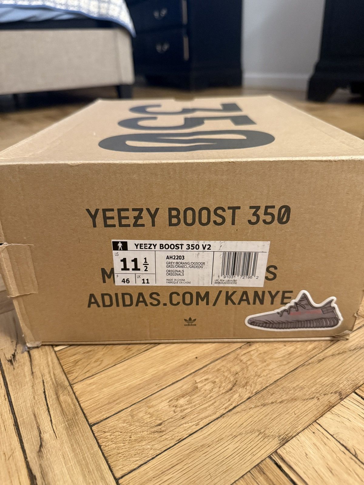 Adidas Adidas Yeezy 350v2 Beluga Size US 11.5 / EU 44-45 - 7 Thumbnail