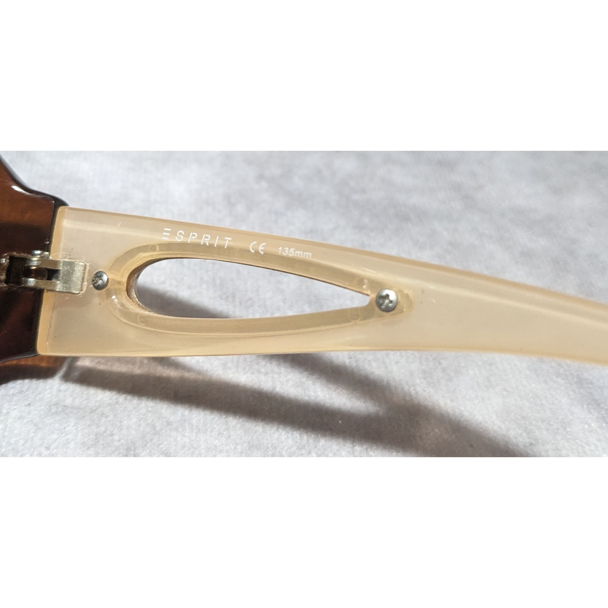 Esprit Esprit Brown And Beige Sunglasses With Teardrop Cutouts Size ONE SIZE - 6 Thumbnail
