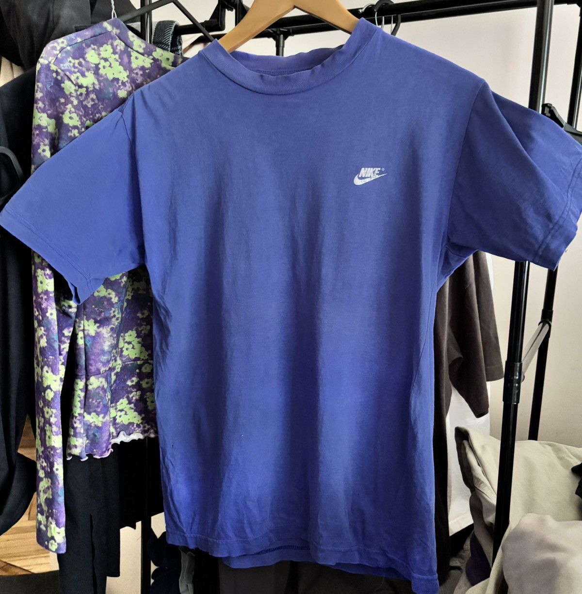 Nike Vintage 90’s Purple Nike Swoosh T-Shirt Made in Portugal Size US S / EU 44-46 / 1 - 1 Thumbnail