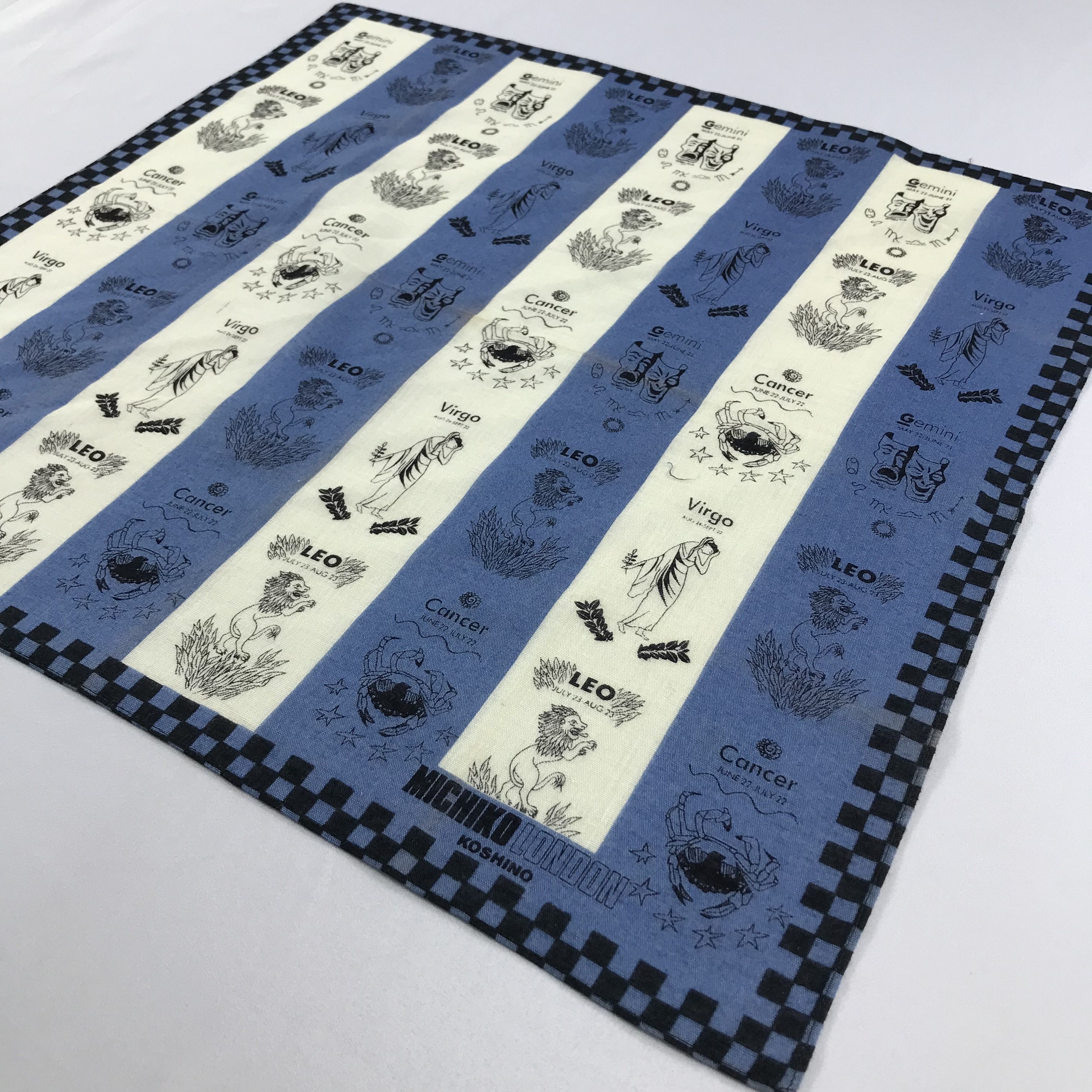 Michiko Koshino London × Vintage Michiko London Bandana / Handkerchief / Neckerchief - S2139 Size ONE SIZE - 2 Thumbnail