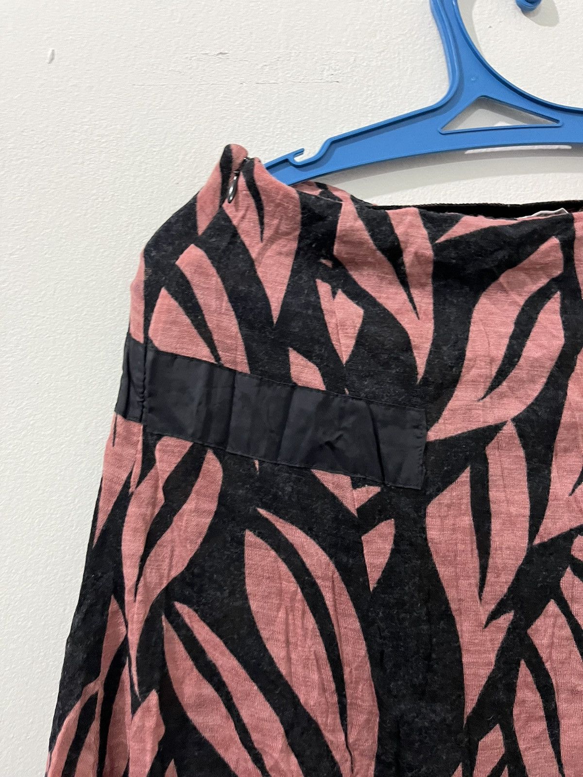 Tsumori Chisato Tsumori Chisato RUNAWAY FW2012 Skirts Size 26" / US 2 / IT 38 - 2 Thumbnail