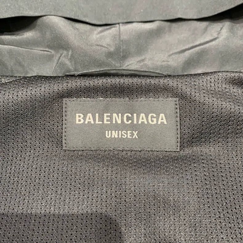 Balenciaga Balenciaga Black Windbreaker Jacket Size US XL / EU 56 / 4 - 6 Thumbnail
