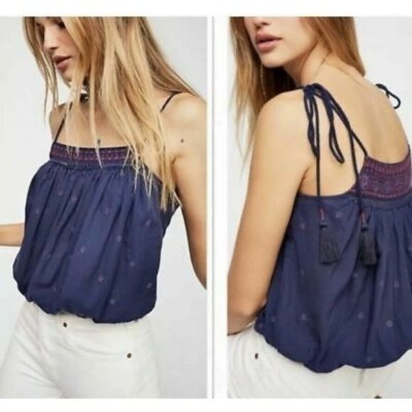 Free People Free People Eternal Love Navy Embroidered Cotton Top Size XS / US 0-2 / IT 36-38 - 1 Thumbnail