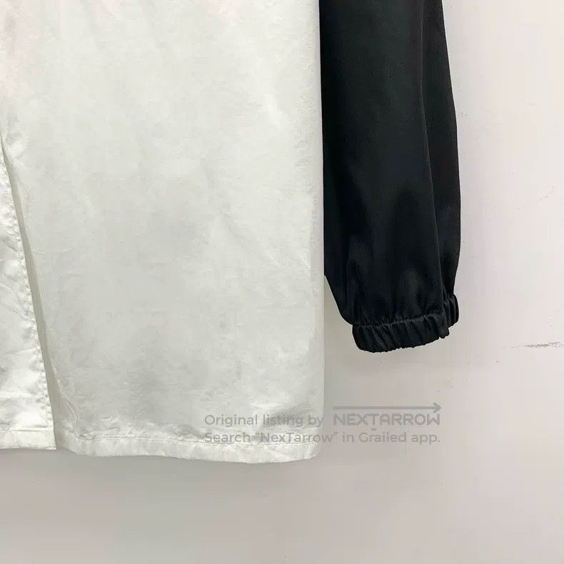 Prada Prada White logo-decorated cotton lapel single-breasted lo Size US XXS / EU 40 - 4 Thumbnail
