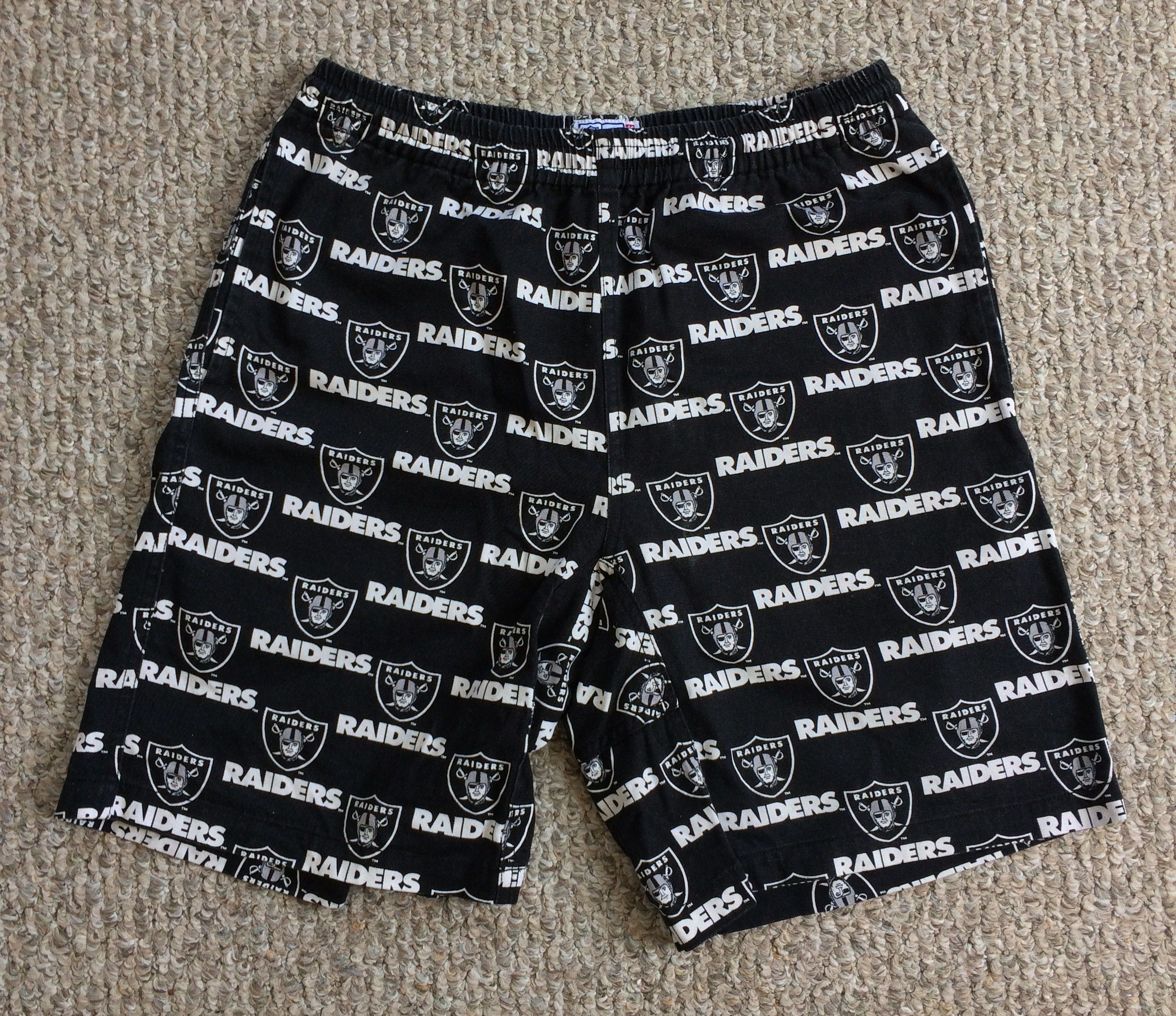 image of Nfl x Supreme S/s 2019 Supreme X Raiders Shorts Size Small in Black, Men's