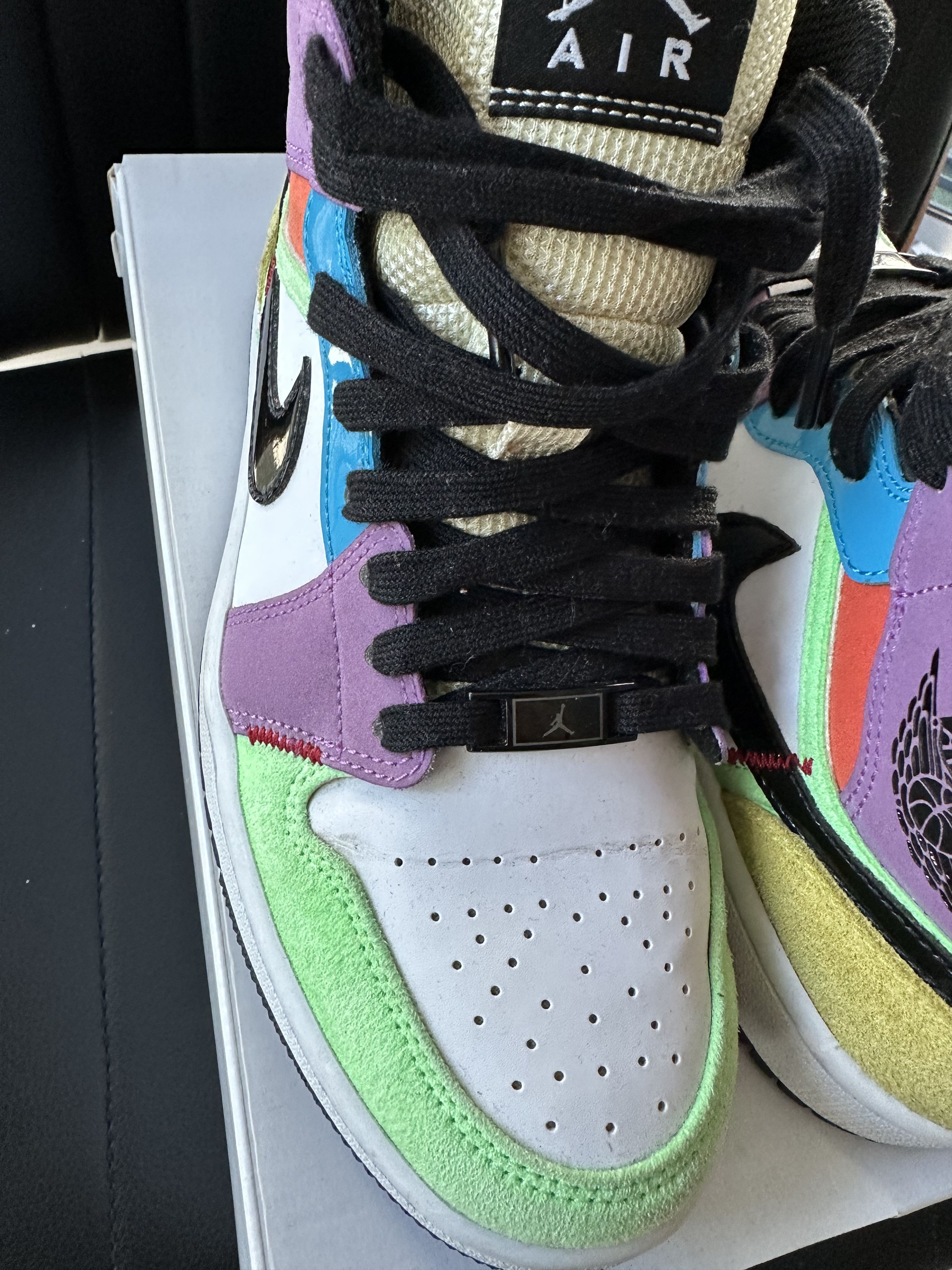 Jordan Brand × Nike PREOWNED WMNS AIR JORDAN 1 MID SE "LIGHT BULB" Size US 7 / IT 37 - 7 Thumbnail