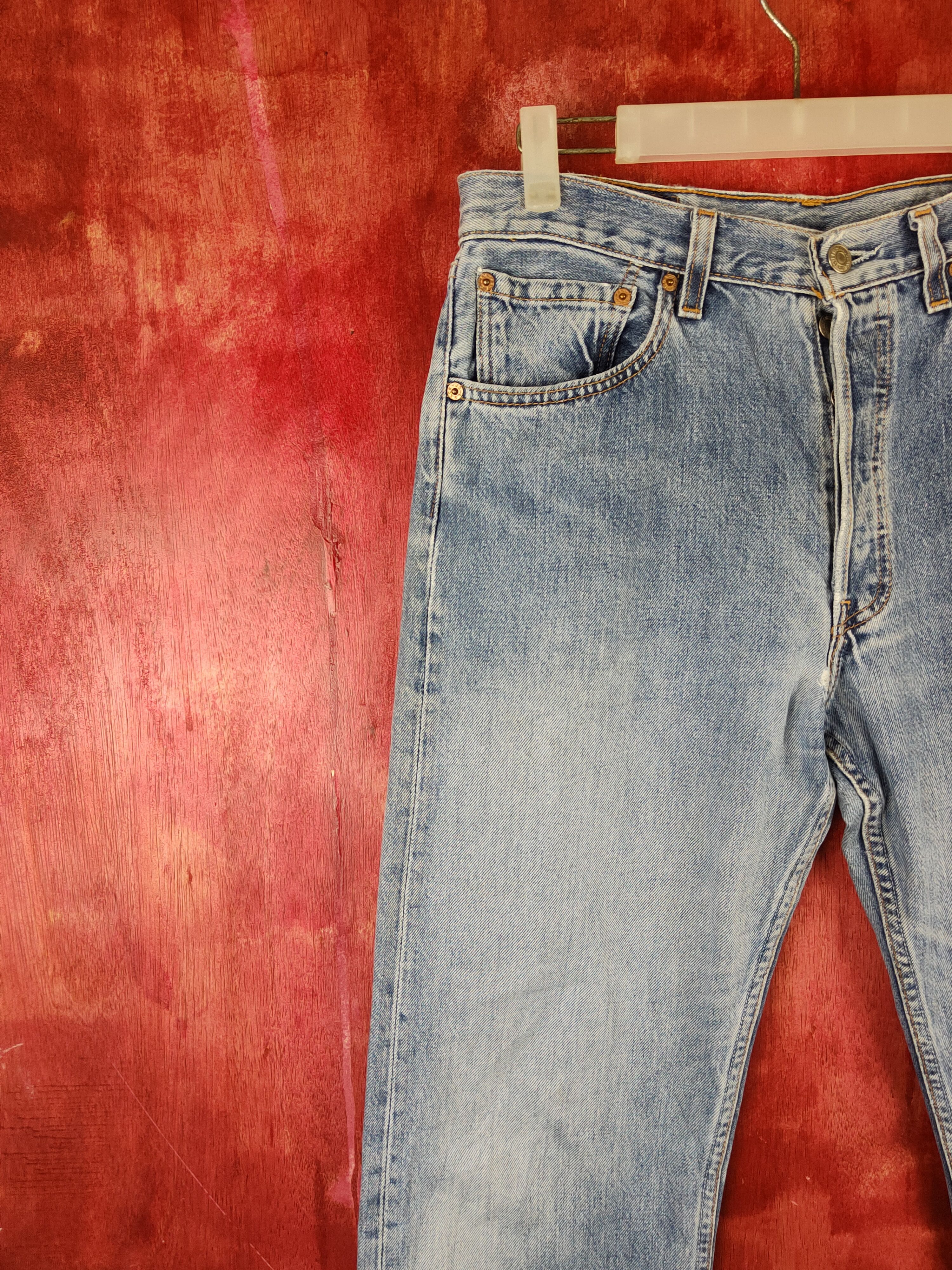 Levi's 501 Levi's vintage faded Blue Distressed Ripped Jeans #S1645 Size US 31 - 3 Thumbnail