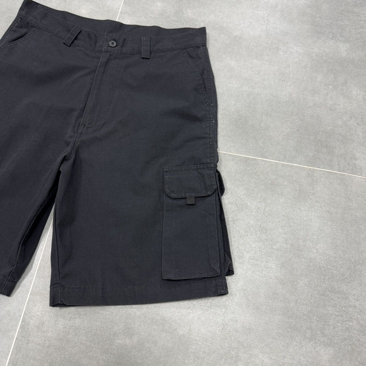 Fubu × Vintage Vintage Fubu Cargo Shorts Size L Size US 32 / EU 48 - 4 Thumbnail