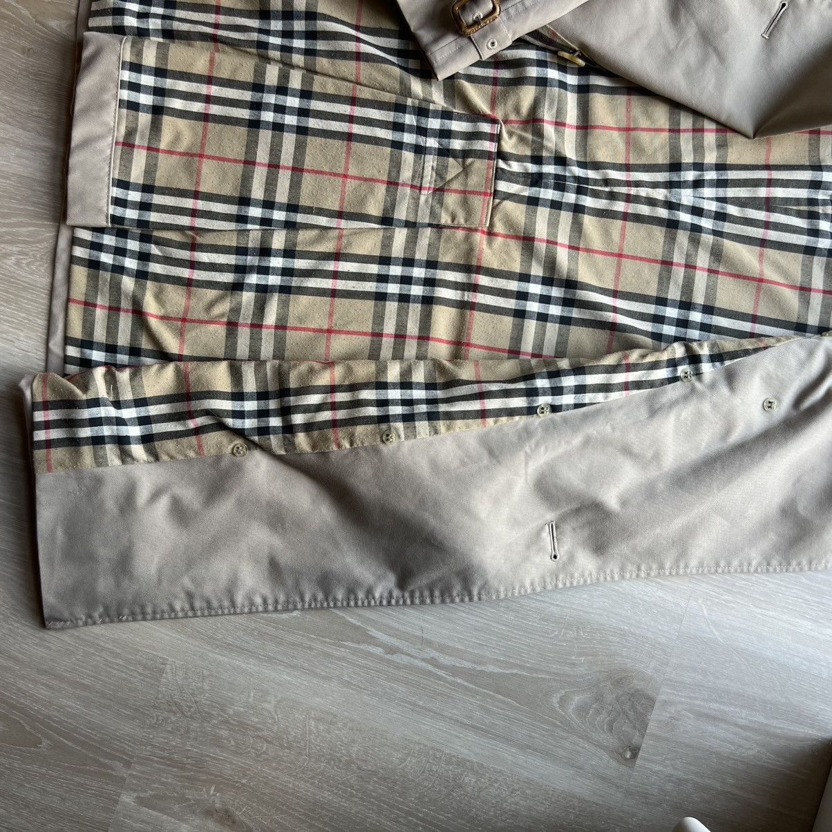 Burberry 80s 90s BurberryS Trench Coat Made in England Nova Check Size S / US 4 / IT 40 - 6 Thumbnail