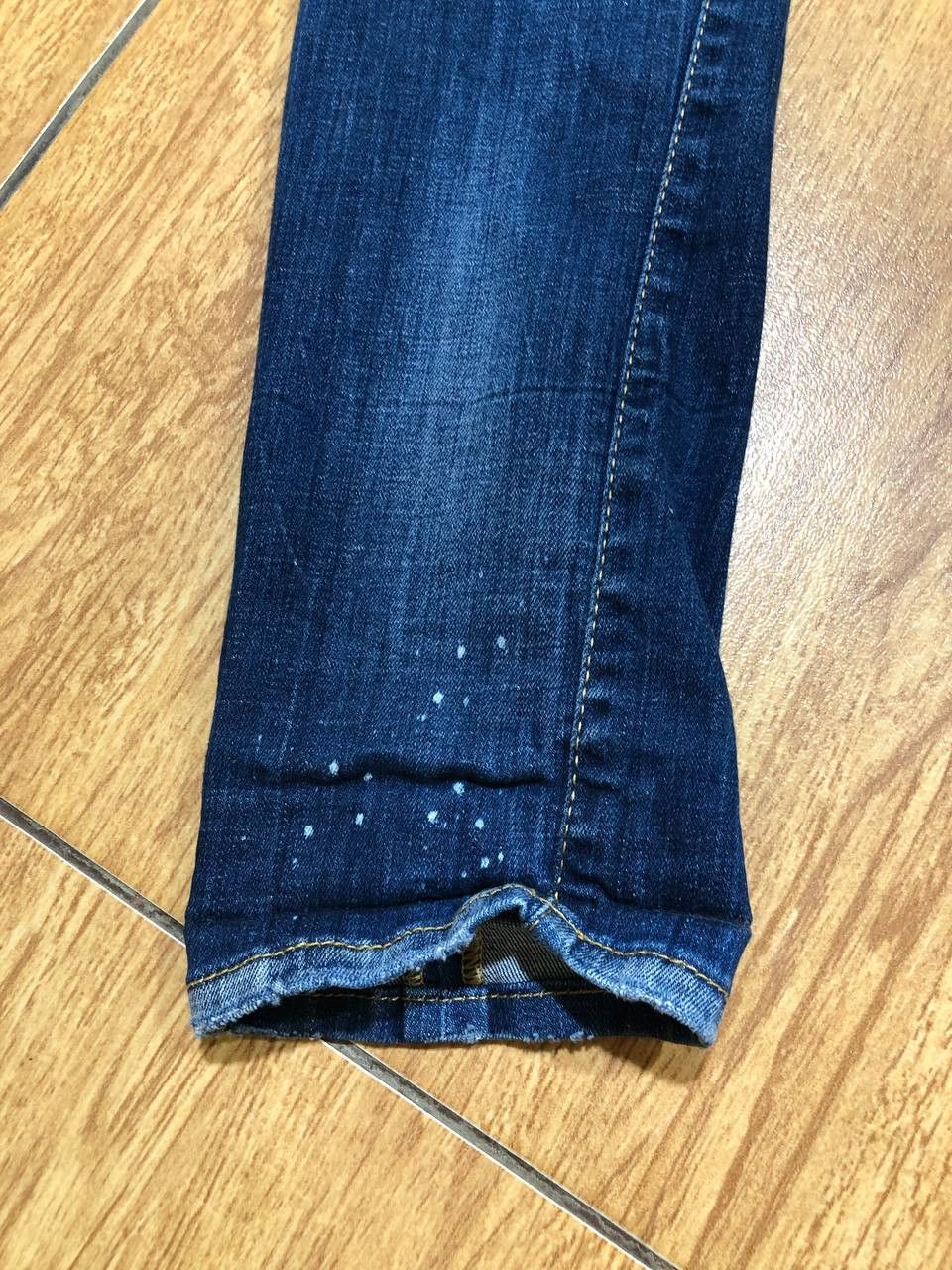 Dsquared2 Dsquared2 Jeans Slim Tapered Denim Distressed Paint Spots Size US 32 / EU 48 - 5 Thumbnail
