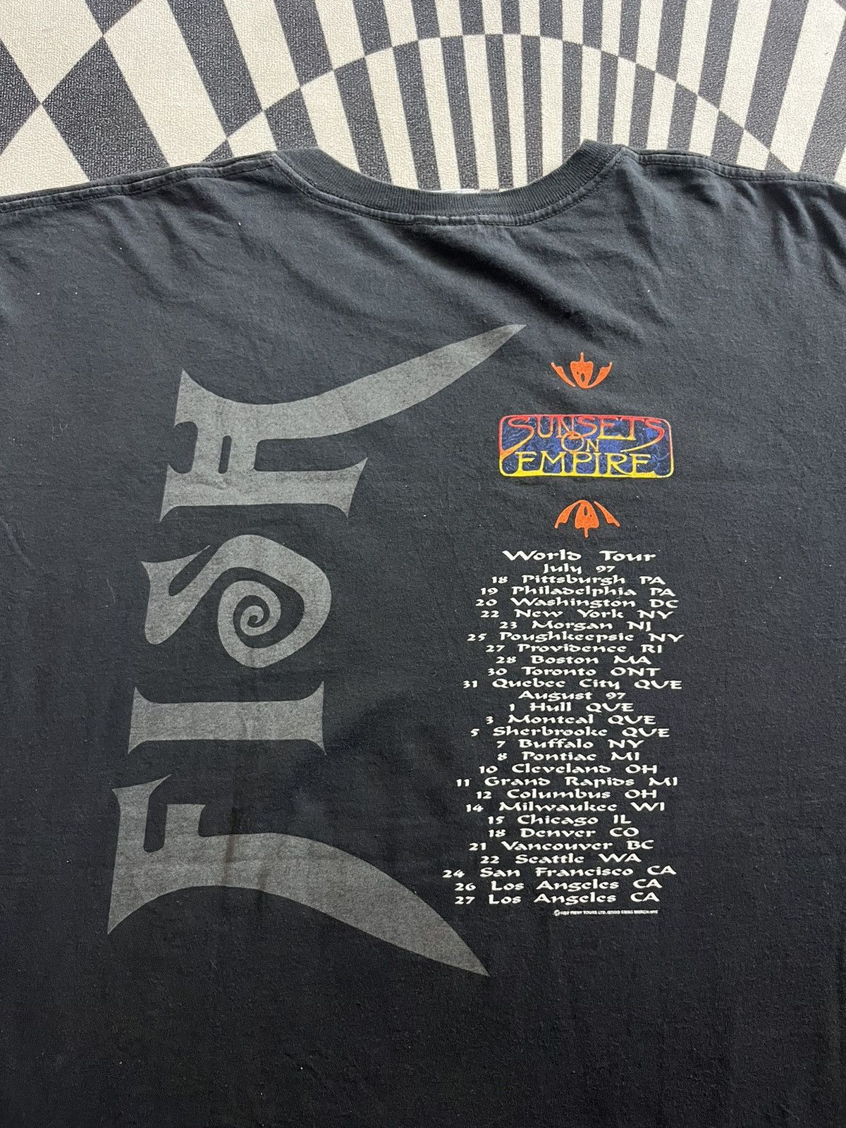 Band Tees Vintage FISH SUNSETS ON EMPIRE 1997’s Tour Tshirt Size US XL / EU 56 / 4 - 9 Thumbnail