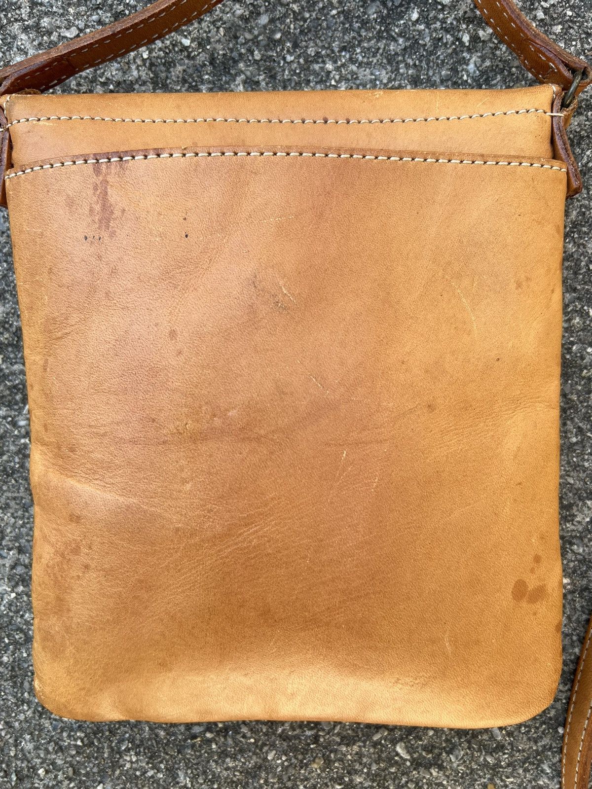 KEITAMARUYAMA Vintage Keita Maruyama Patina Leather Mini Sling Bag Size ONE SIZE - 14 Thumbnail
