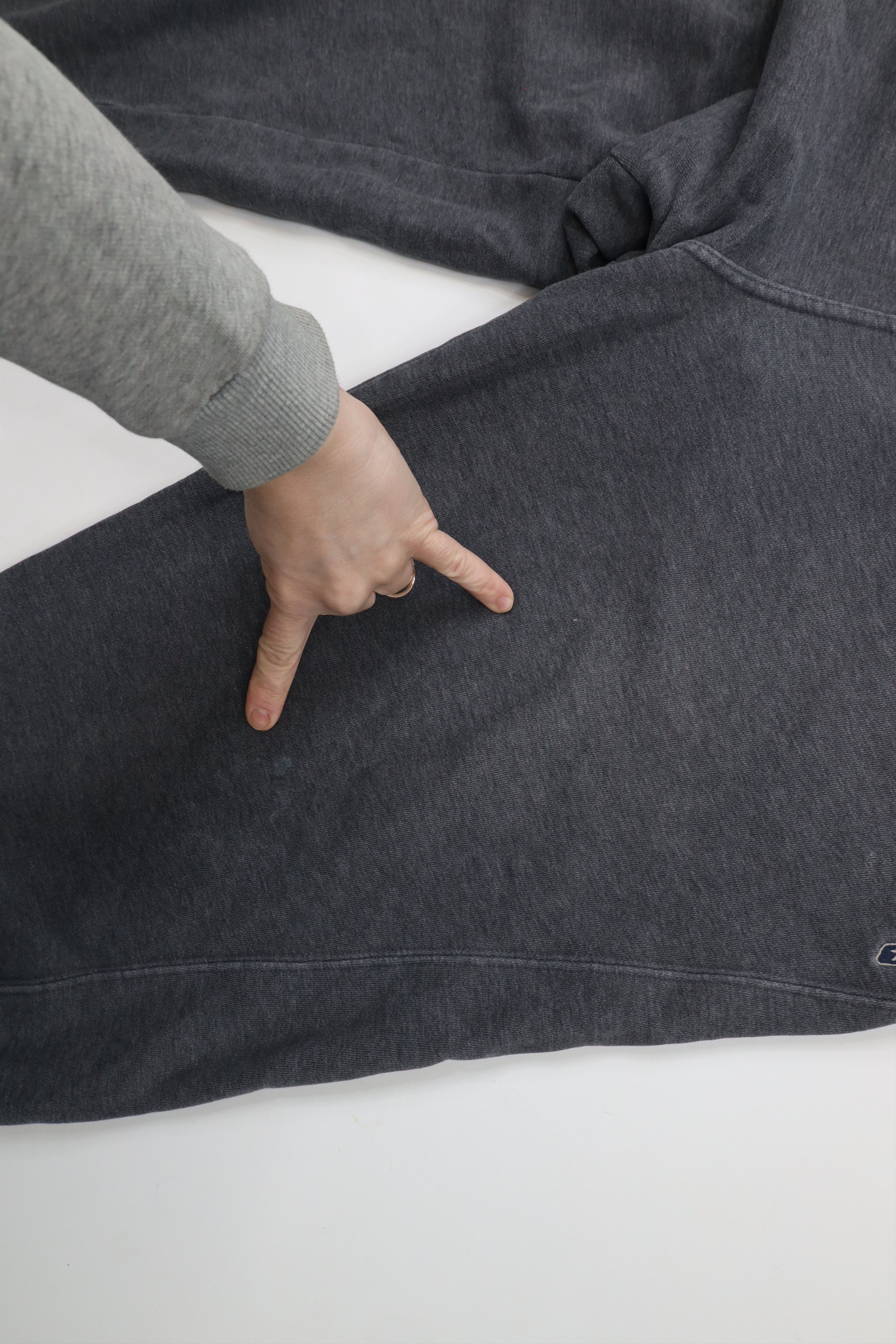 Reebok × Vintage Vintage 90s Reebok Spell Out Cuffed Sweatpants Joggers Gray Size US 38 / EU 54 - 6 Thumbnail