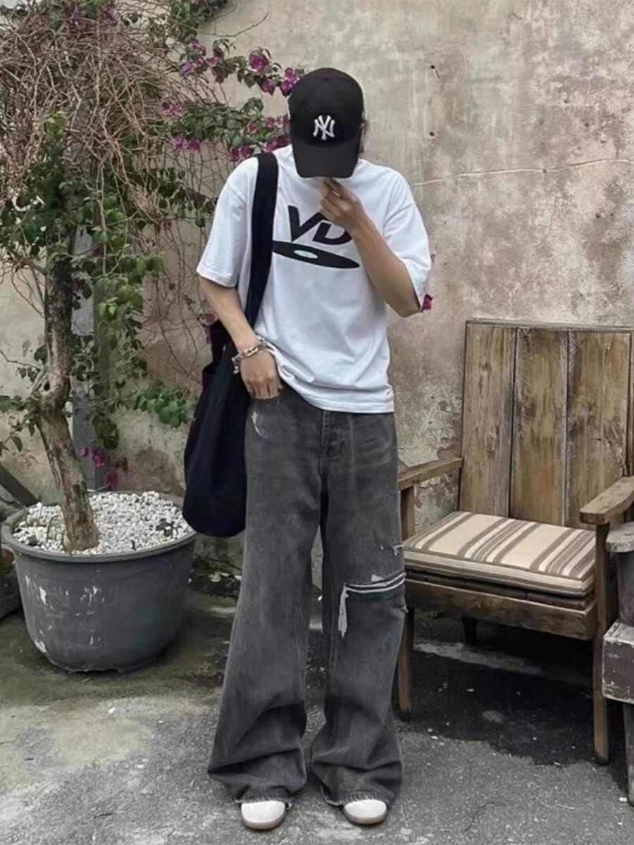 Distressed Baggy Wide Leg Denim Jeans