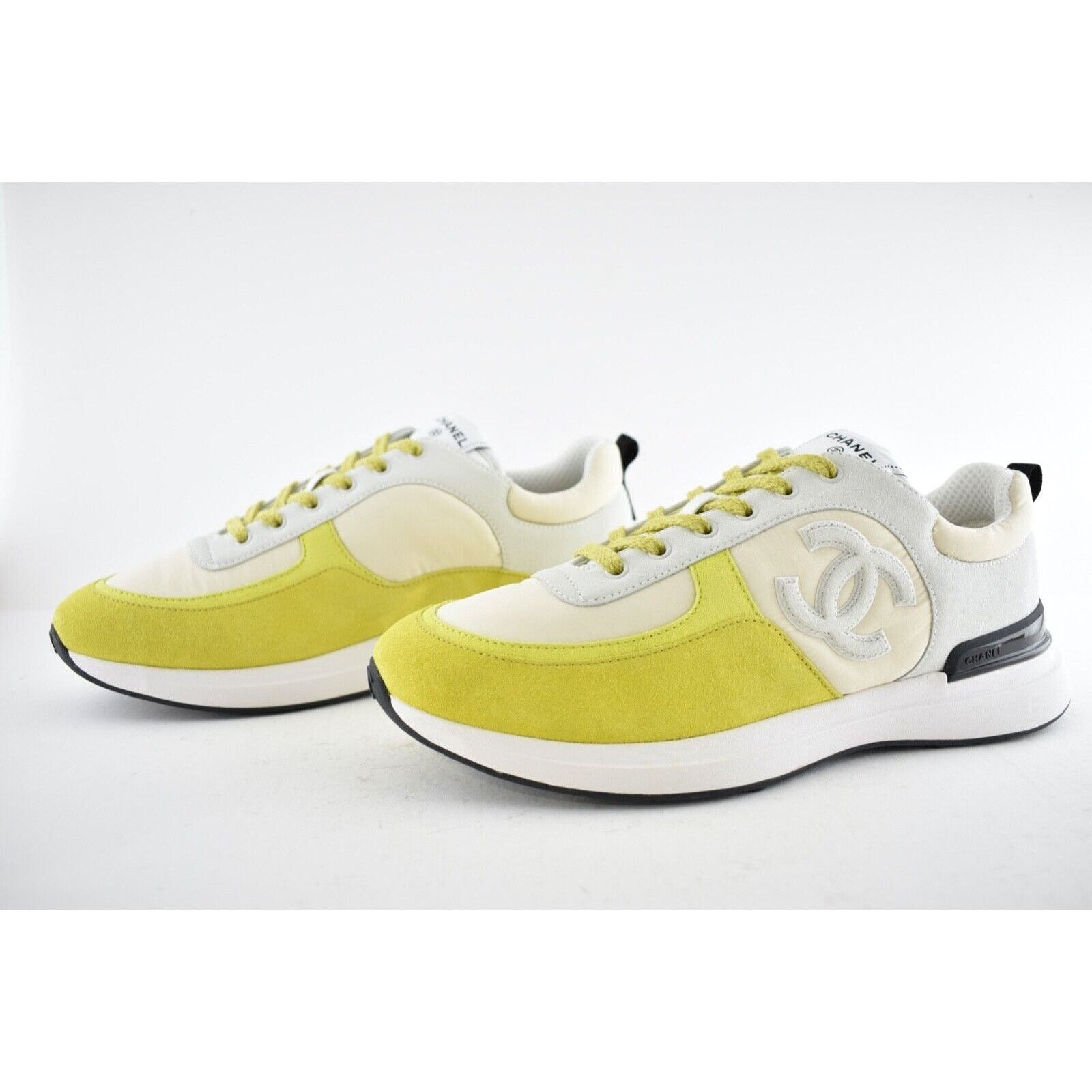 Chanel Chanel 22P Mens Ivory Low Top Lace Up Trainer Sneaker 44 11 Size US 11 / EU 44 - 7 Thumbnail