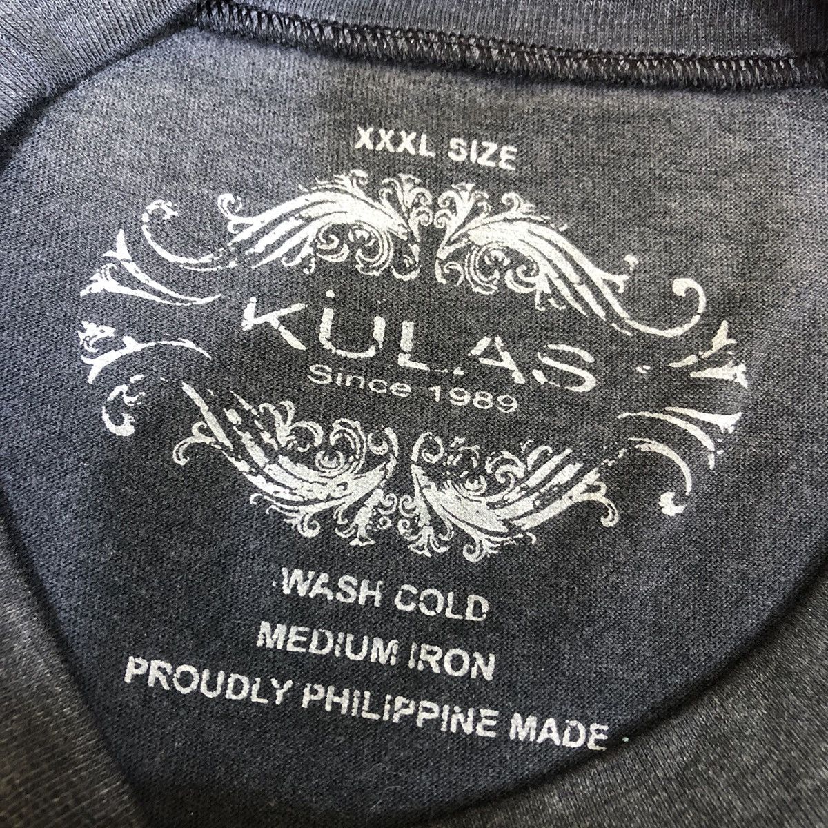 Vintage Vintage KULAS SINULOG CEBU Surfing Stickman Tee Shirt Top Size US XXL / EU 58 / 5 - 6 Thumbnail