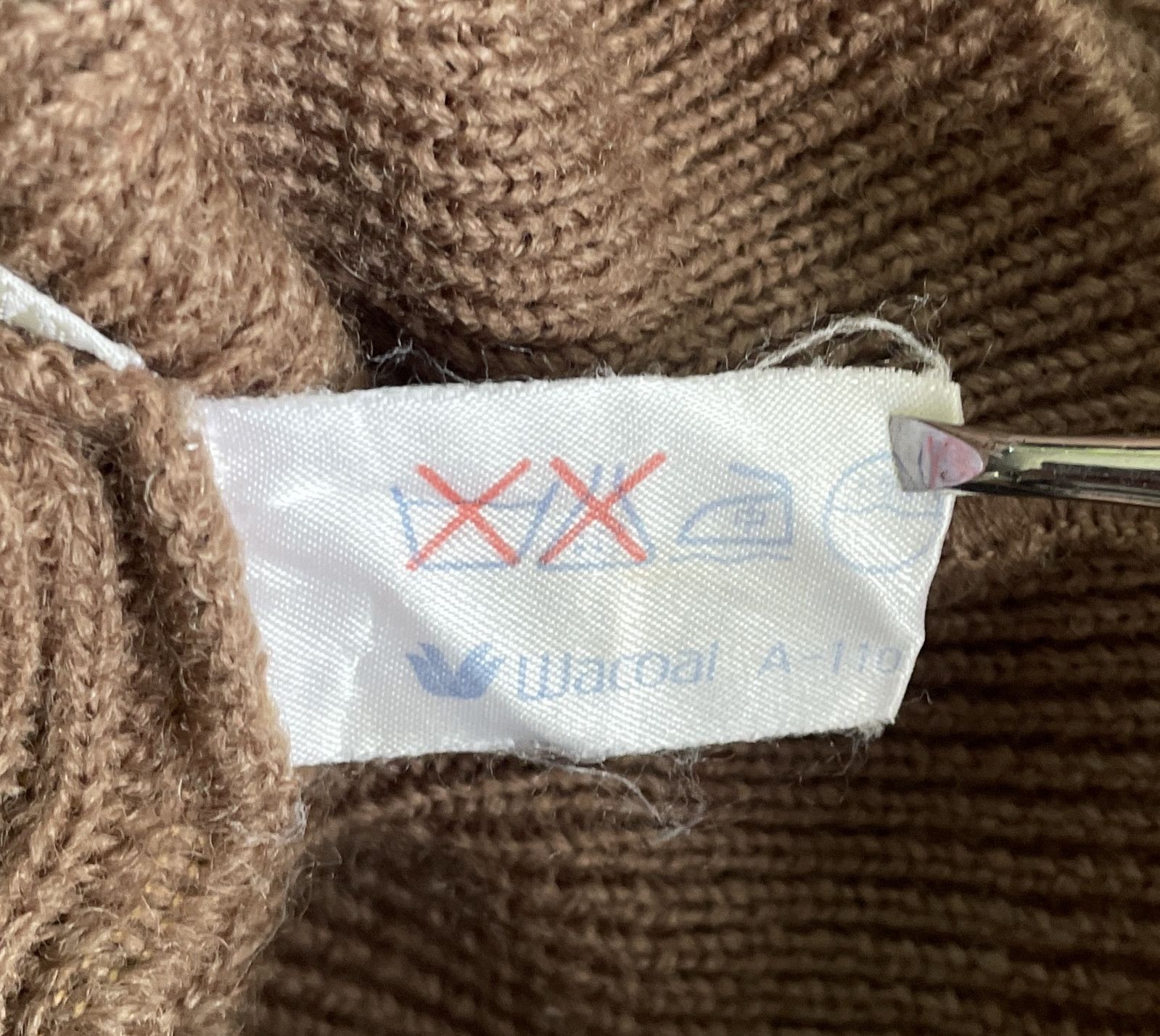 Hai Sporting Gear Hai Sporting Gear Issey Vintage V Neck Sweaters Size US XXS / EU 40 - 4 Thumbnail