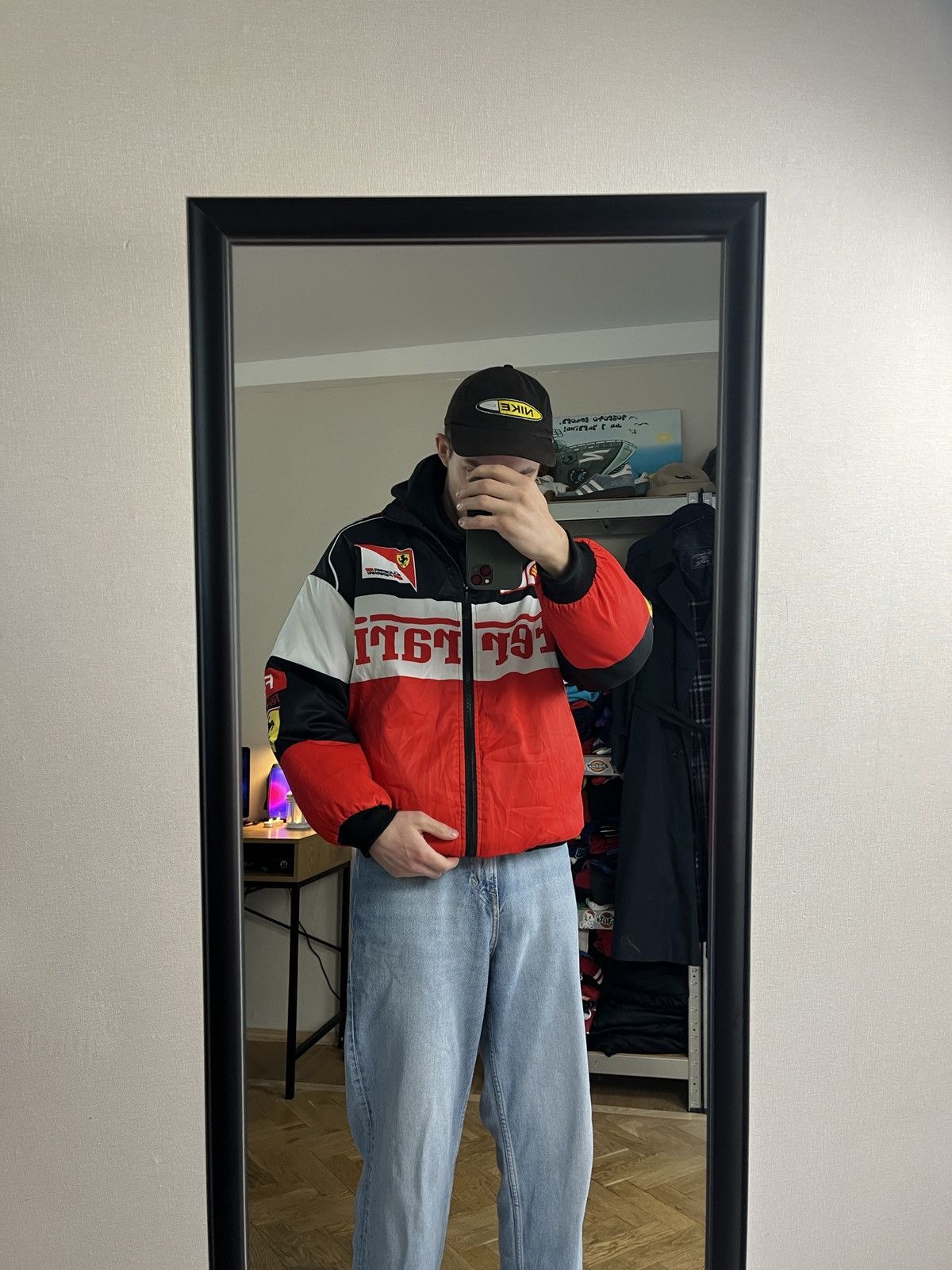 Ferrari × Formula 1 Ferrari F1 Racing Jacket Hype Rare Big Logo Marlboro Size US M / EU 48-50 / 2 - 2 Thumbnail