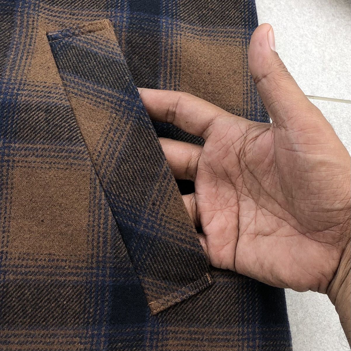 GU Japanese Brand GU Check Bal Collar Coat Winter Jacket Size US XL / EU 56 / 4 - 9 Thumbnail