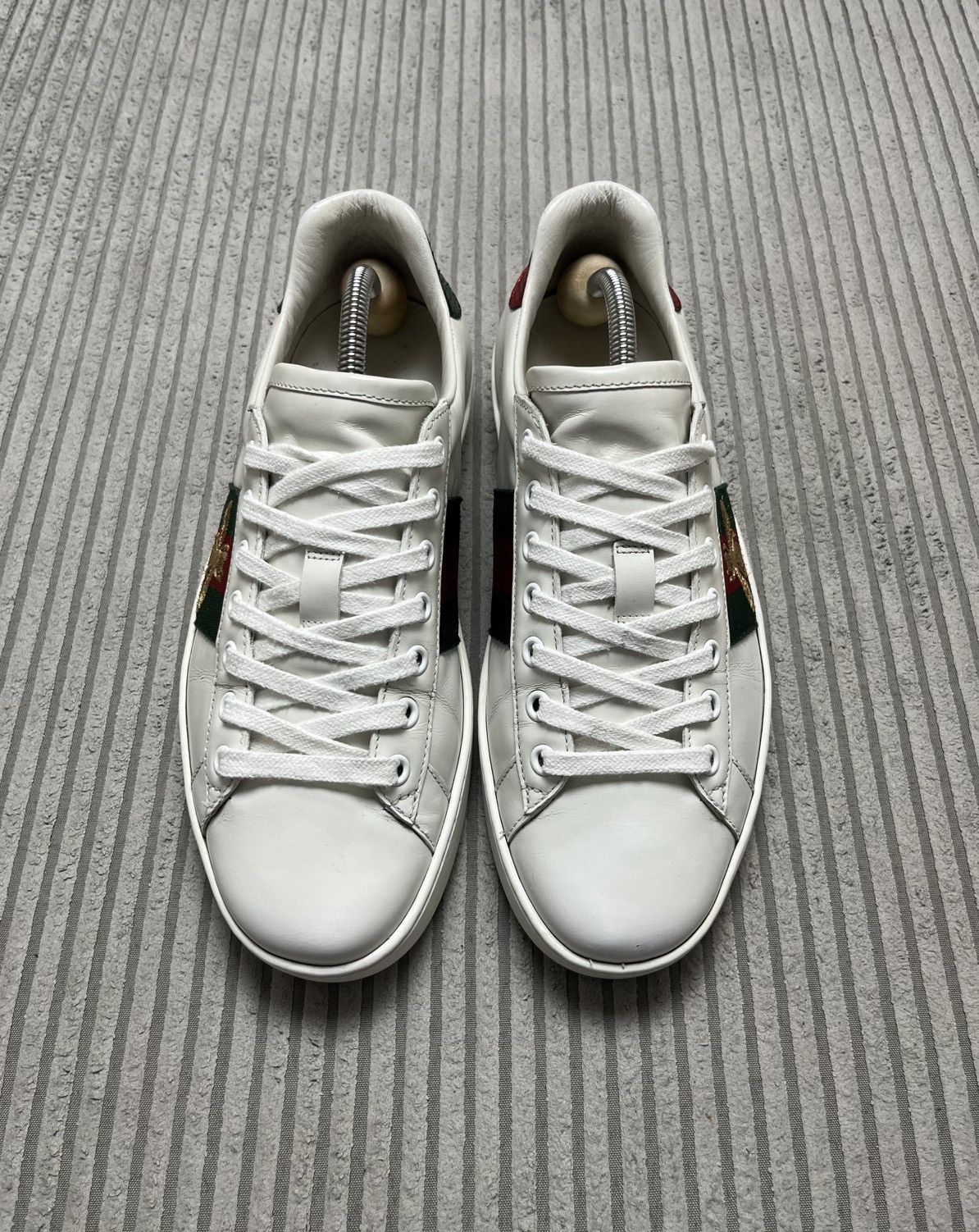 Gucci Gucci Ace Bee Leather Sneakers 00s Size US 6.5 / EU 39-40 - 2 Thumbnail