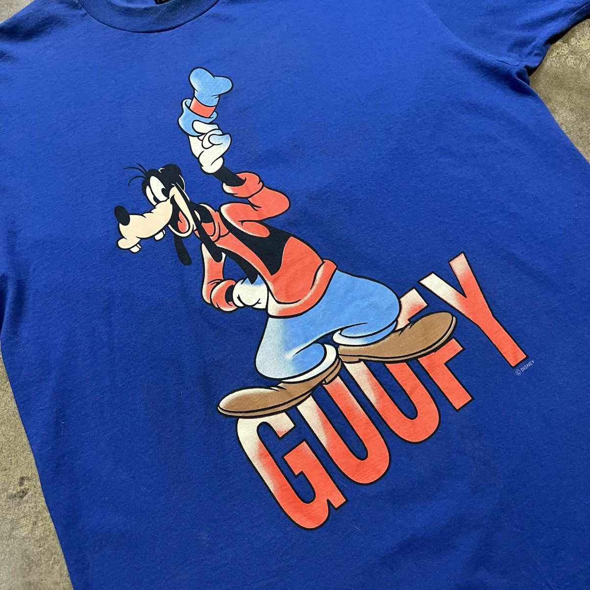 Disney × Mickey & Co. × Vintage Vintage 90s Disney Mickey Unlimited Goofy Big Print T Shirt Size US XL / EU 56 / 4 - 3 Thumbnail