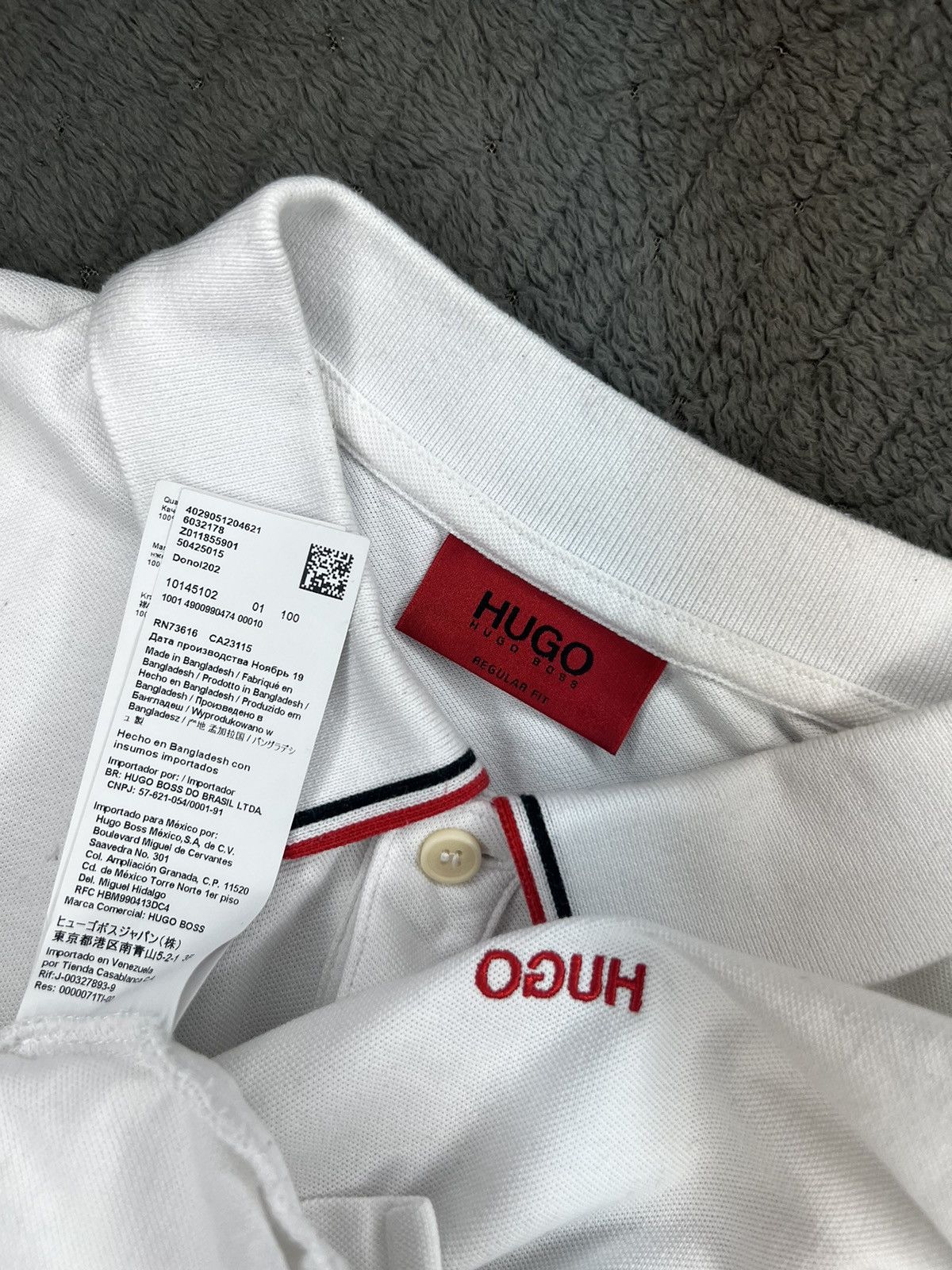 Hugo Boss White Hugo Boss Long Sleeve Shirt Size US S / EU 44-46 / 1 - 3 Thumbnail