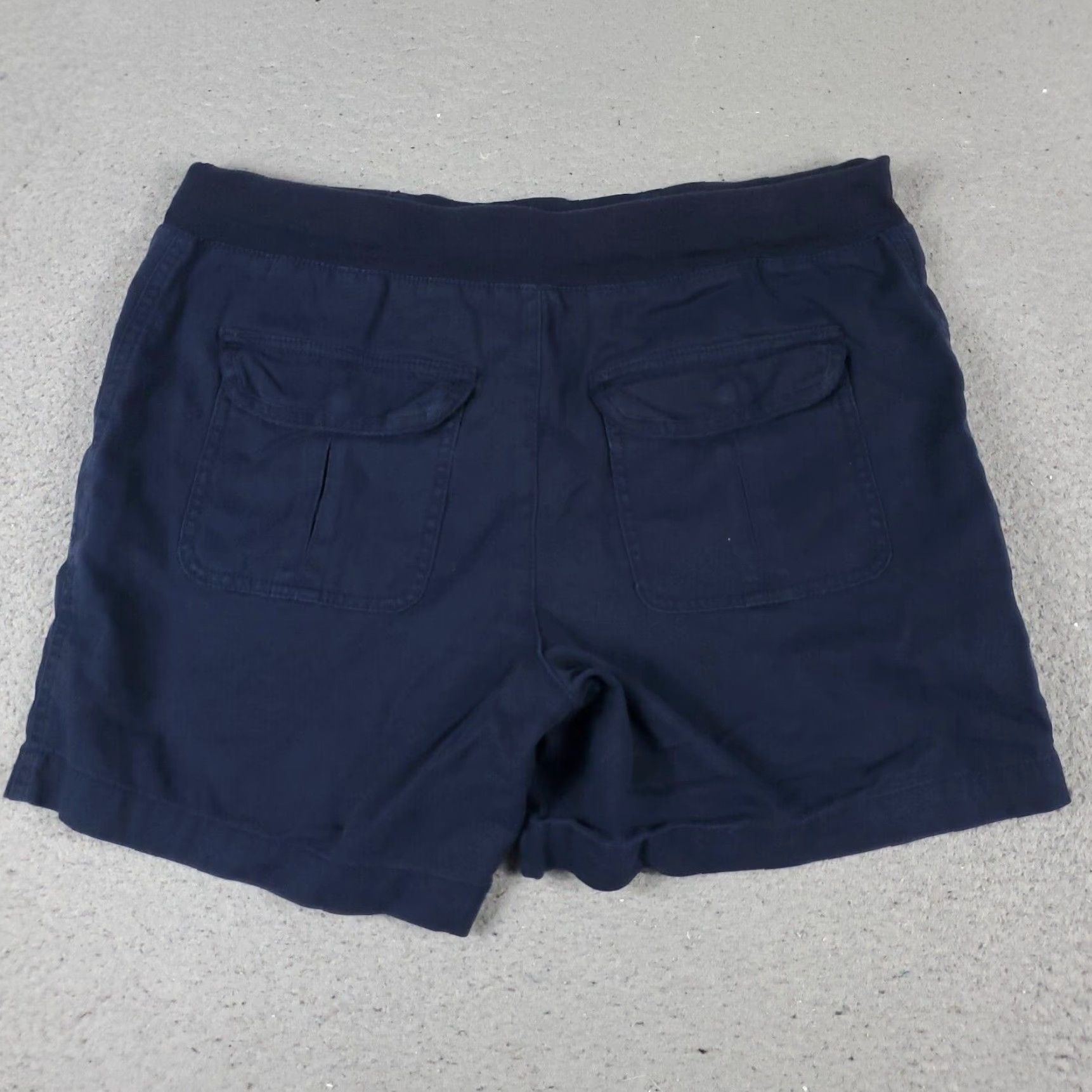 Tommy Hilfiger VINTAGE Tommy Hilfiger Shorts Women's Size Large Blue Casual Flat Front Chino Size 32" / US 10 / IT 46 - 7 Thumbnail
