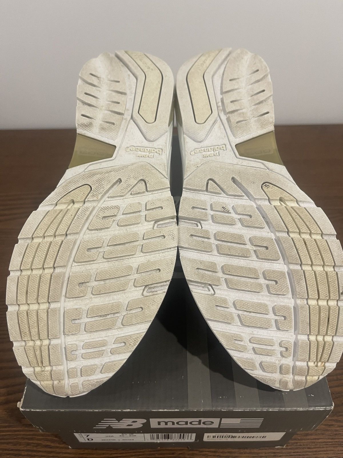 New Balance New Balance x Paperboy Paris 992 - Fried Egg Size US 7 / EU 40 - 4 Thumbnail