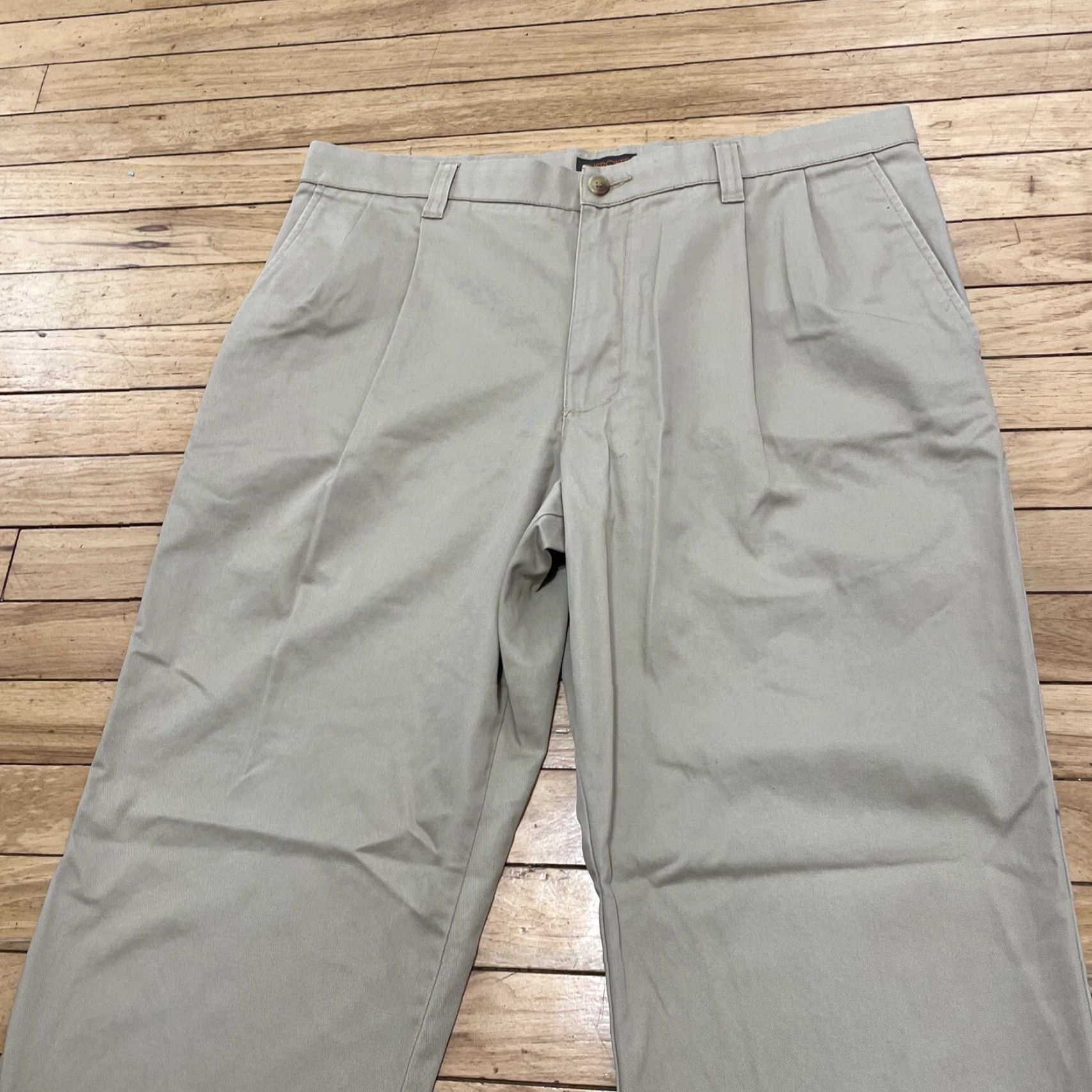 Cherokee Cherokee Pants Men Khaki Pleated Front Workwear Retro Y2k Straight 36x34 Beige Cotton Canvas Regular Size US 34 / EU 50 - 3 Thumbnail