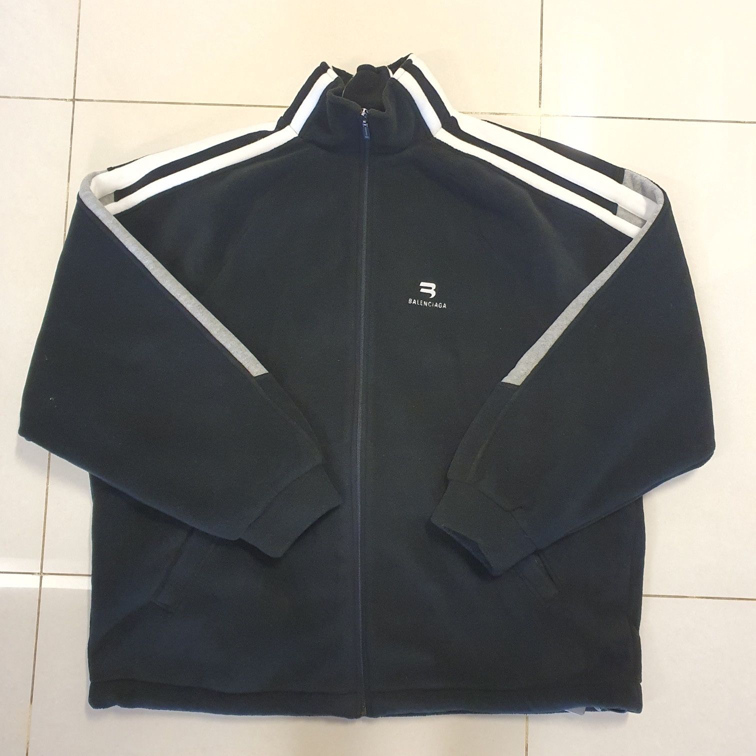 Balenciaga Balenciaga Sporty B Fleece Jacket Size US S / EU 44-46 / 1 - 1 Thumbnail