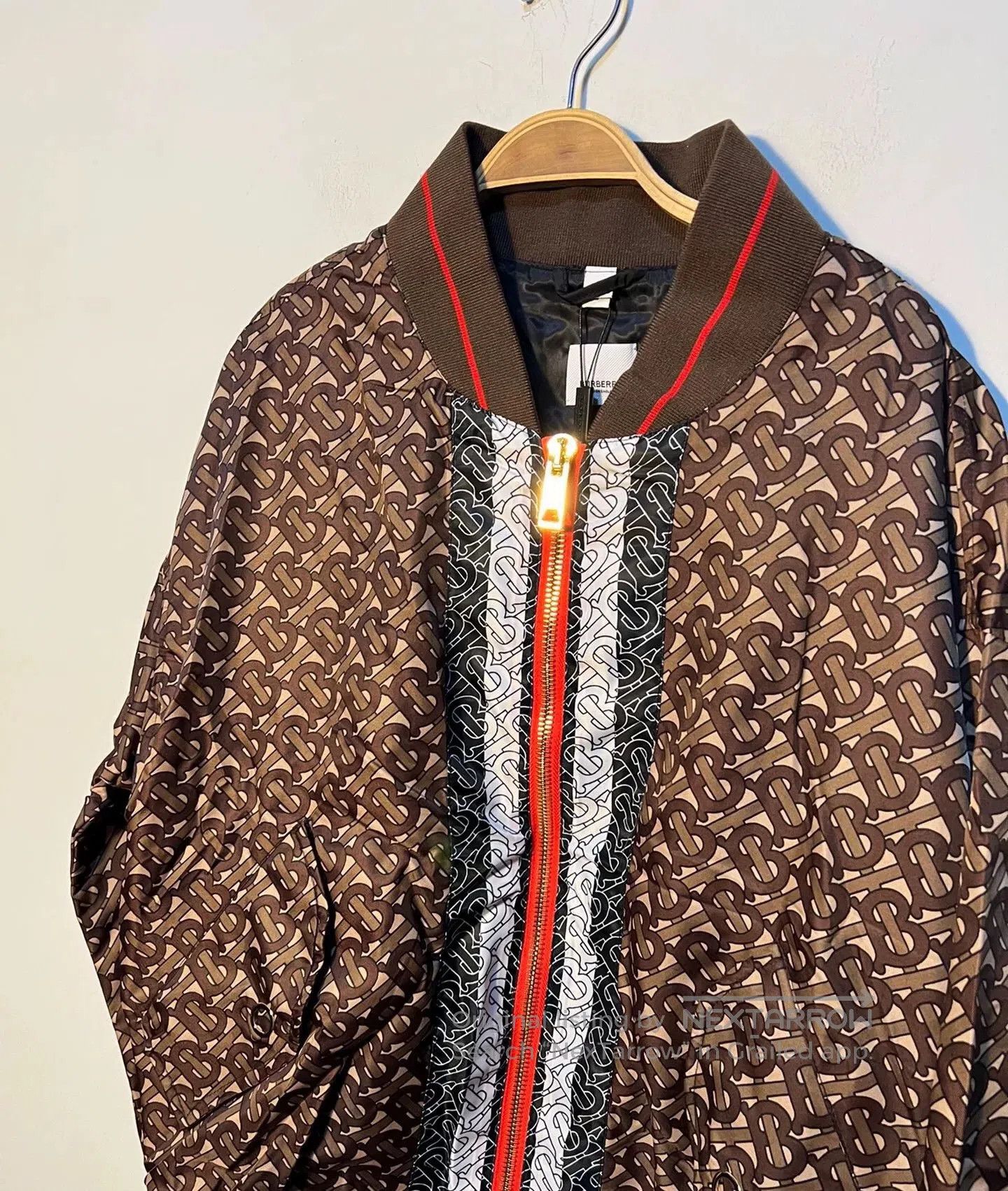 Burberry Burberry Men’s Classic Logo Jacket. Size US L / EU 52-54 / 3 - 4 Thumbnail