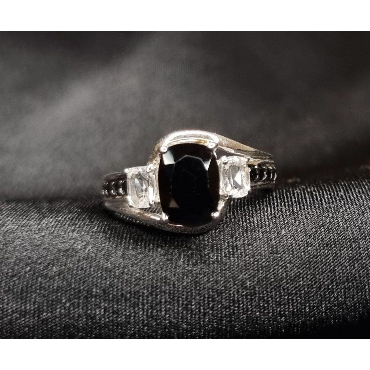 Vintage BGE Signed Black Onyx 925 Sterling Silver Ring Size 6 Size ONE SIZE - 2 Thumbnail