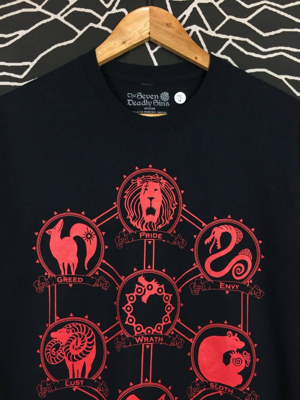 Anime × Japanese Brand × Vintage The Seven Deadly Sins Animal Symbols Anime Manga Tee Size US M / EU 48-50 / 2 - 3 Thumbnail