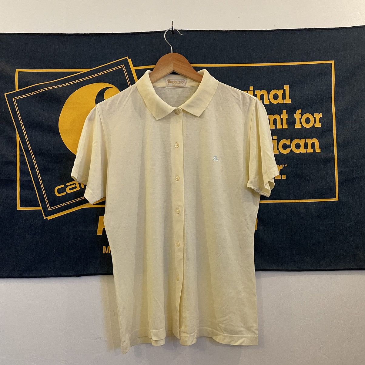 image of Vintage Burberrys Buttondown in Pale Yellow, Women's (Size Large)