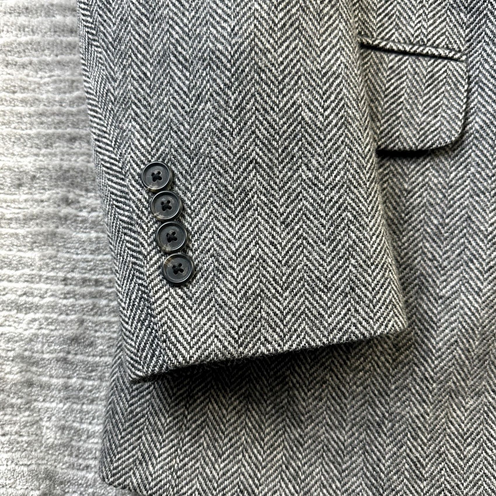 Lands' End VINTAGE Lands' End Blazer Mens 36S Gray Tweed Herringbone Wool Short 2-Button Notch Lapel Single-Breasted Chest 36in Wool Regular Mens Size US 36 / EU 52 - 3 Thumbnail