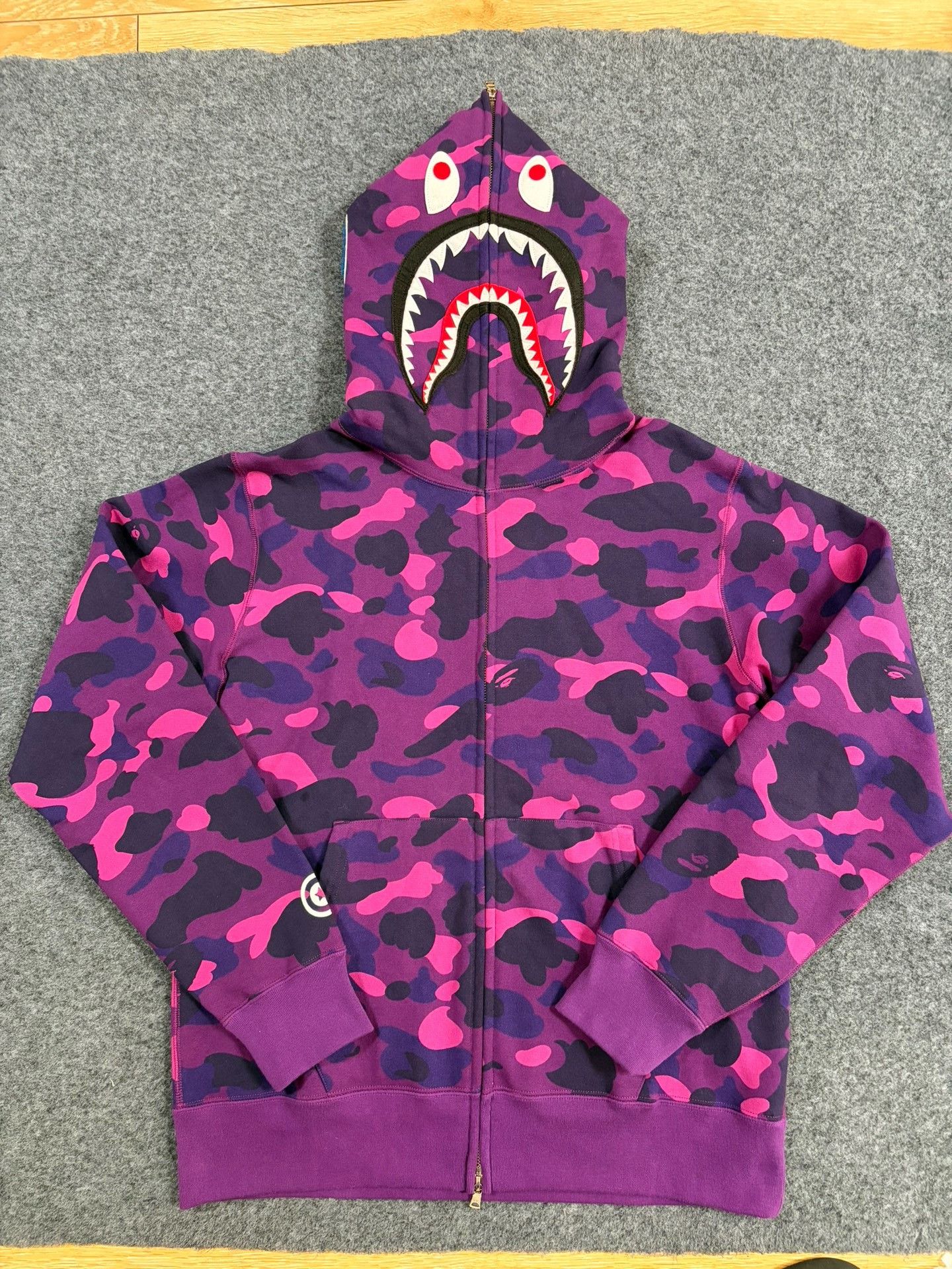Bape Bape Multi Shark Sweatshirt Pullover Size US XL / EU 56 / 4 - 1 Thumbnail