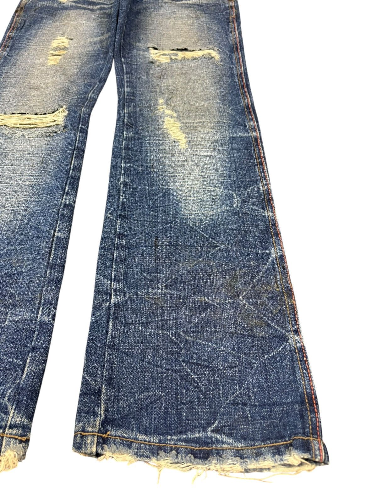 Japanese Brand Vintage Japanese Brand Crack Mud Wash Distressed Loose Jeans Size US 31 - 7 Thumbnail