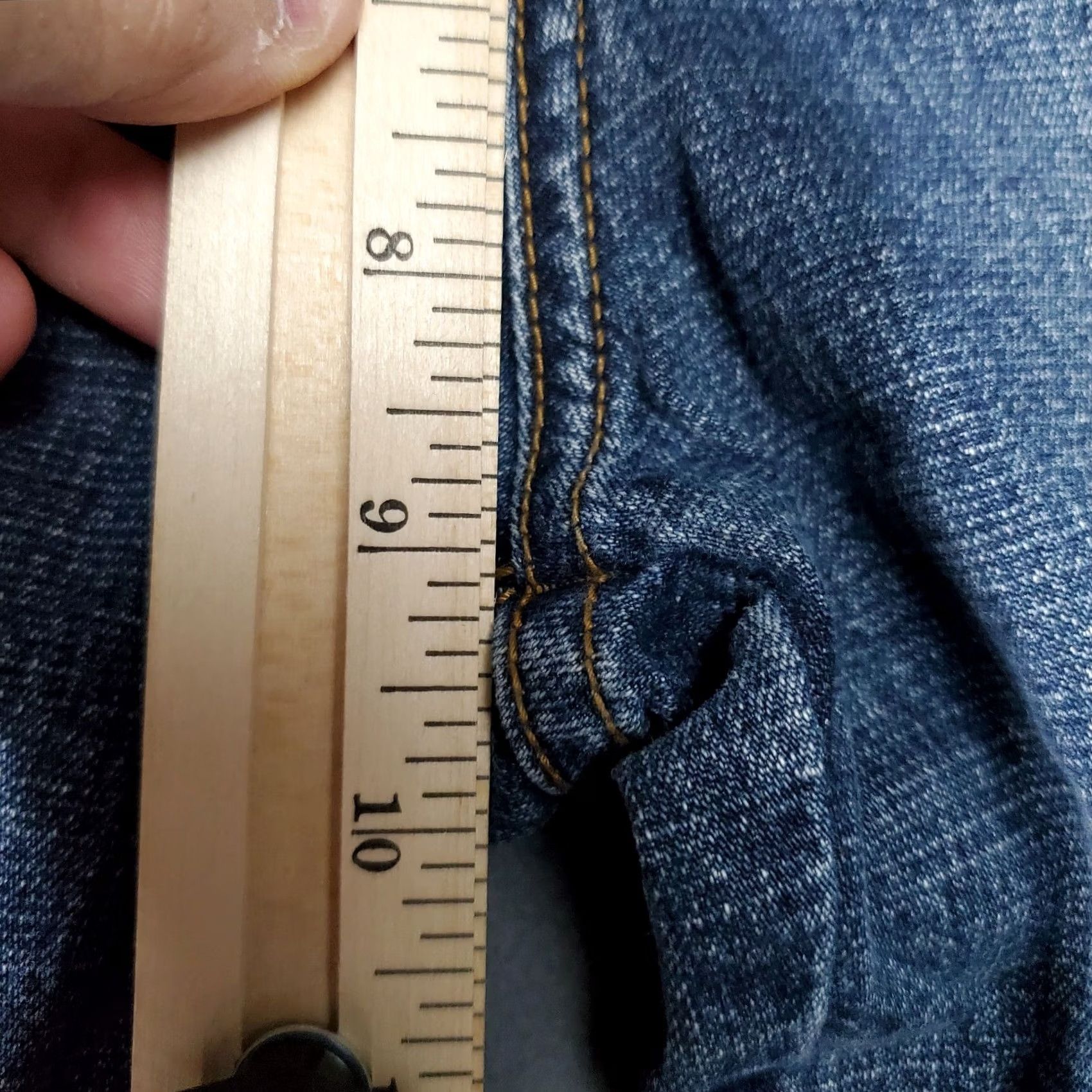 Vintage VINTAGE Lei Jeans Womens Capri Denim 28 X 21.5 Blue Mid Rise Size 5 90s Bohemian Stretch Jeans Womens Size 27" / US 4 / IT 40 - 7 Thumbnail